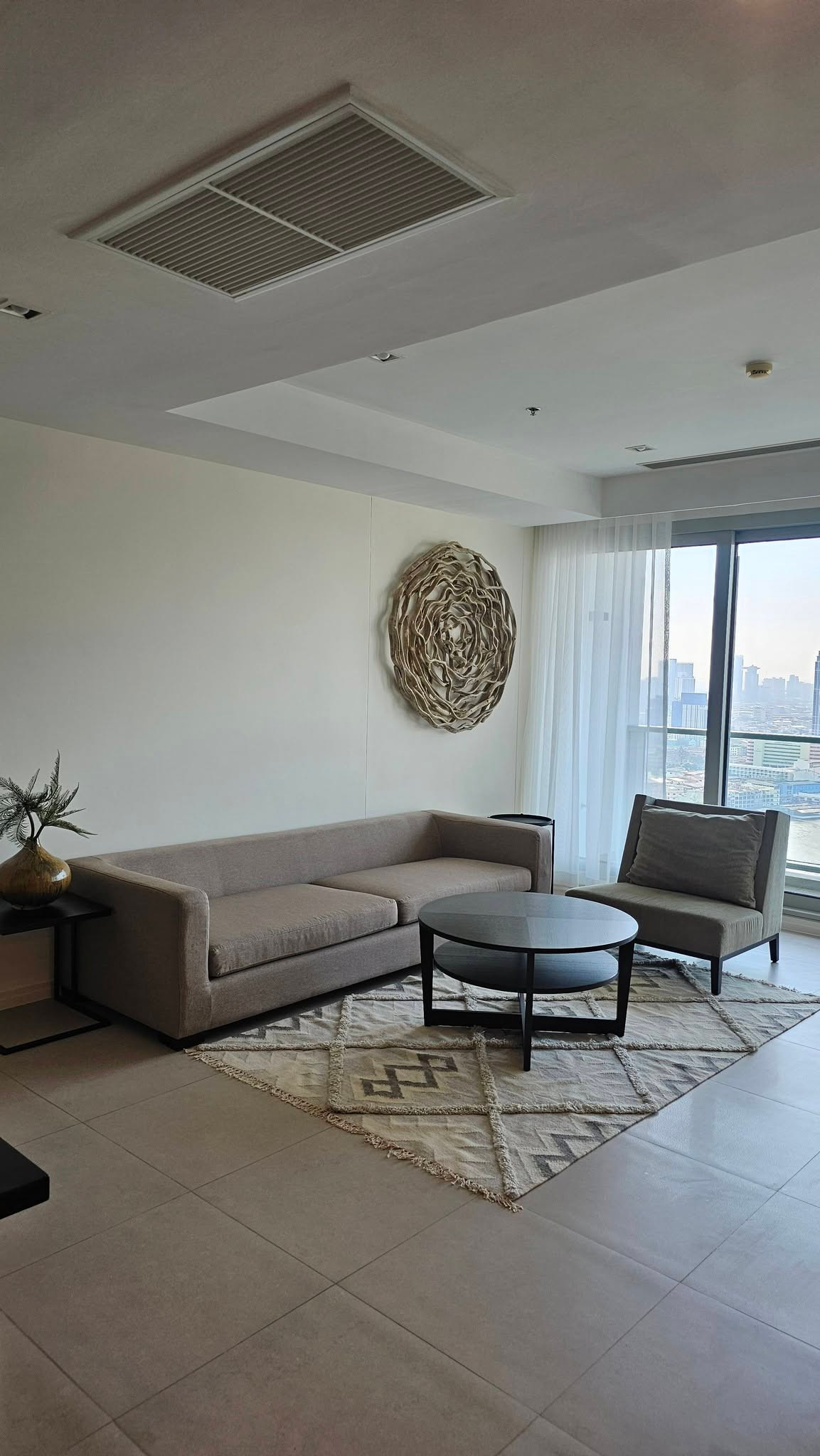 For Rent The River 2beds plus size 138 sq.m. F/F For Rent The River 2beds plus size 138 sq.m. F/F