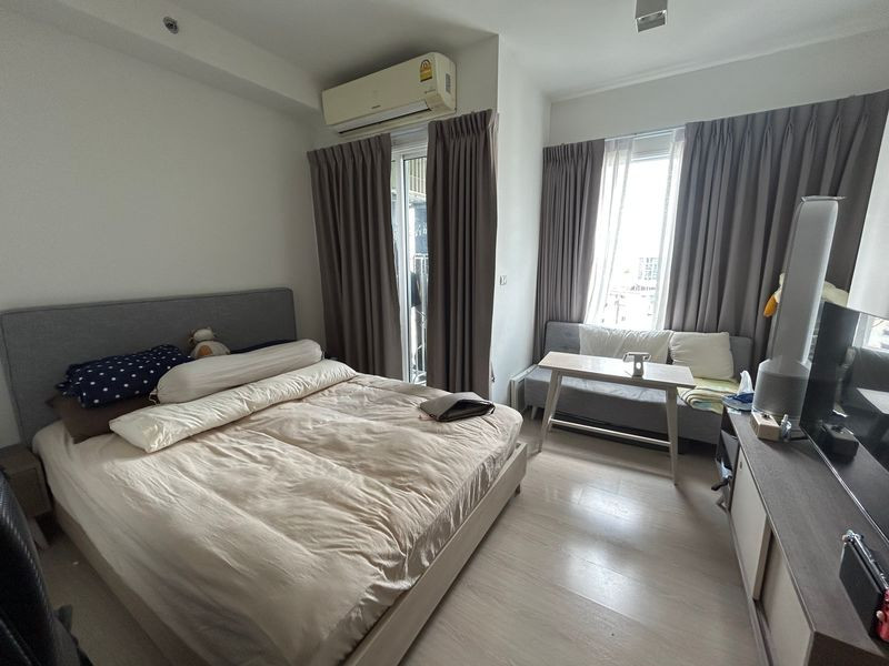For sale Chapter One Eco Ratchada-Huaikwang, very beautiful room, very good price, fully furnished.