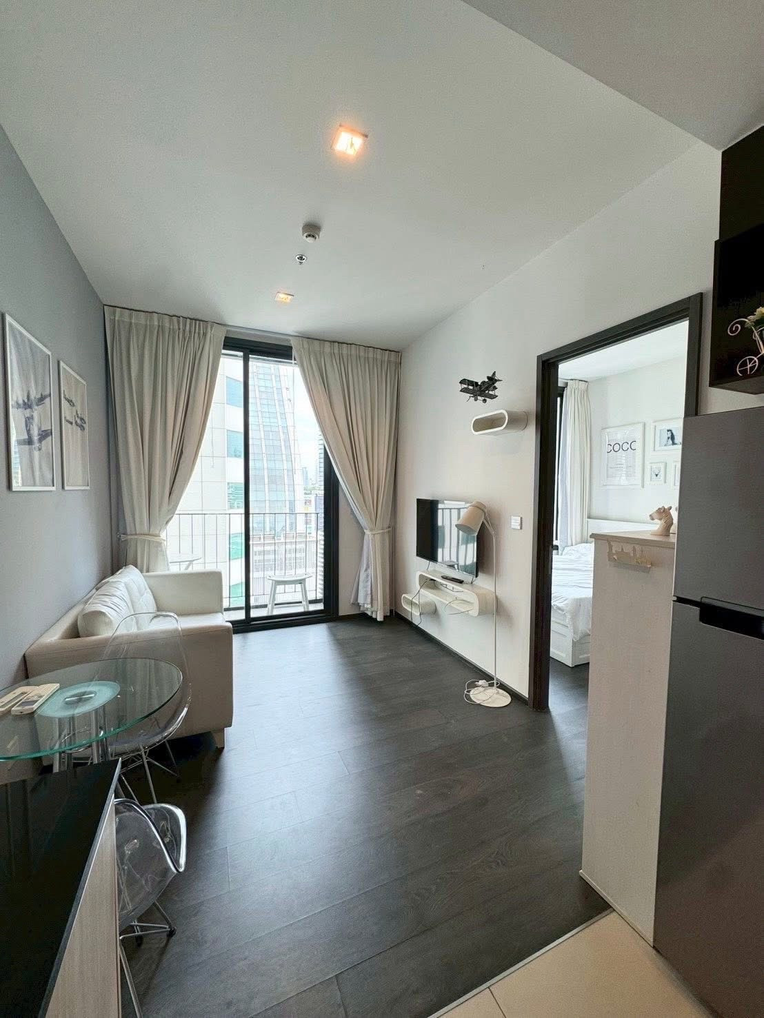 For rent The Edge Sukhumvit 23 For rent The Edge Sukhumvit 23