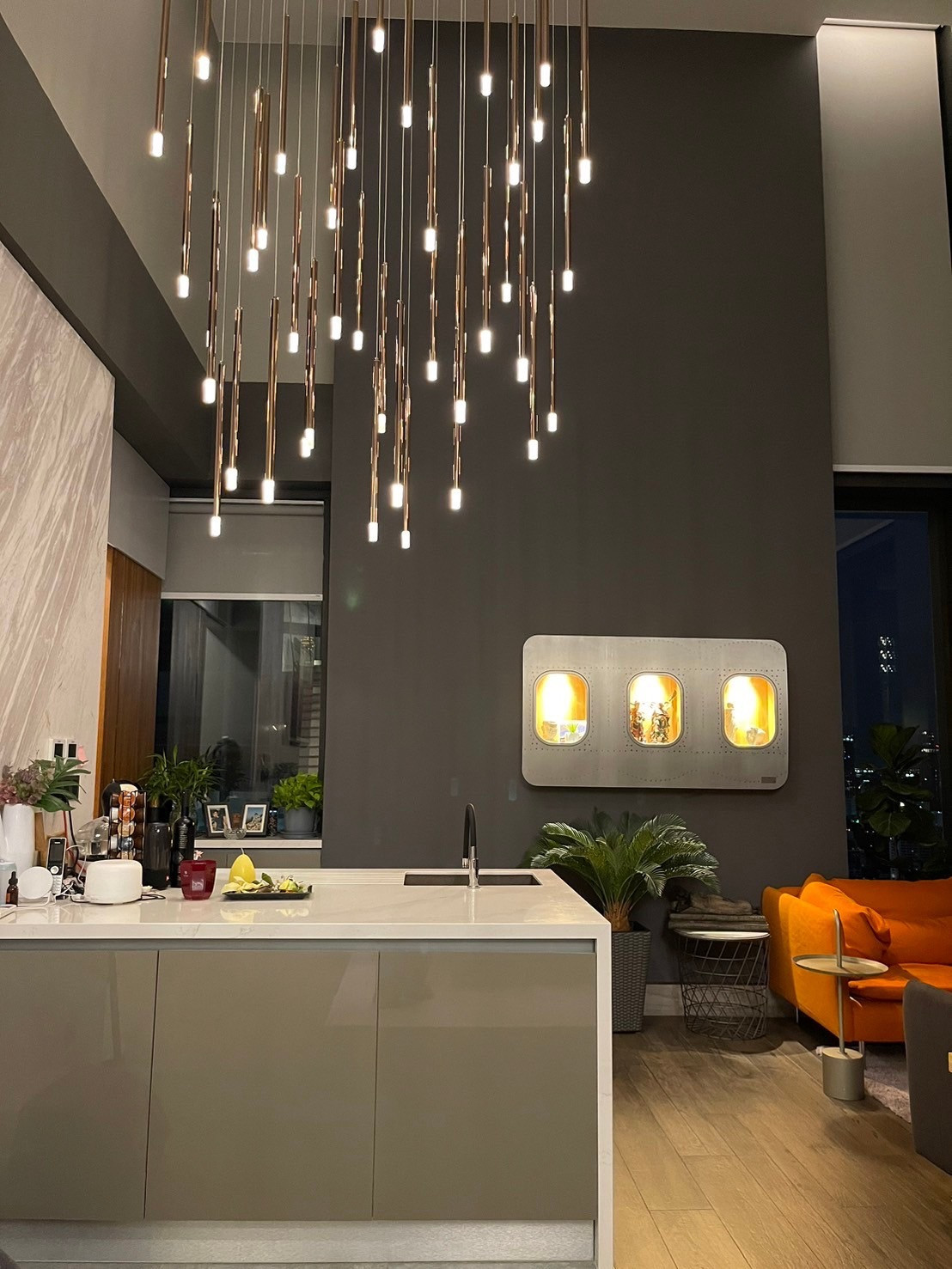 Ultimate luxury in the city center! The ESSE at SINGHA COMPLEX condo with 4 bedrooms, 5 bathrooms, and 300 sqm is ready for you to own or rent. – รูปที่ 2