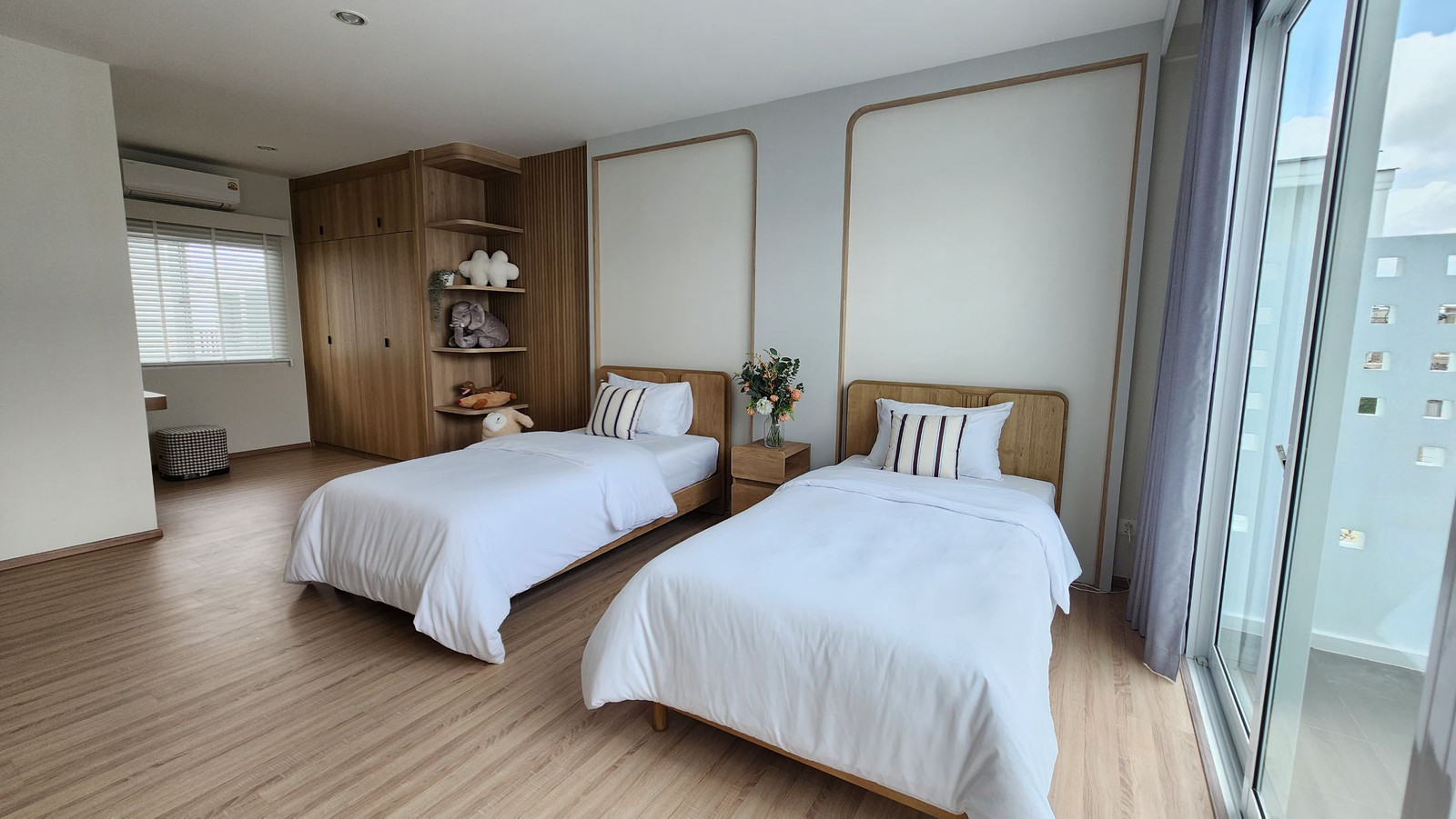 บ้านตัวอย่างให้เช่า Nirvana ABSOLUTE Krungthep Kreetha – 4 ห้องนอน – รูปที่ 2