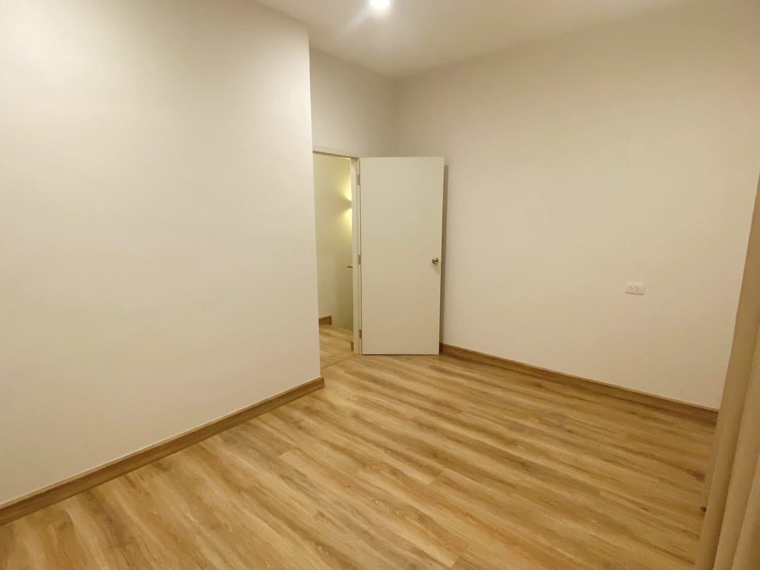 💥 SALE / RENT 💥 บ้านสวยพร้อมอยู่ ทำเลสายไหม เวิร์ฟ สายไหม (Verve Saimai) ทาวน์โฮมคุณภาพจาก SC Asset 2 ห้องนอน 2 ห้องน้ำ พร้อมเข้าอยู่ได้ทันที ✨ – รูปที่ 4
