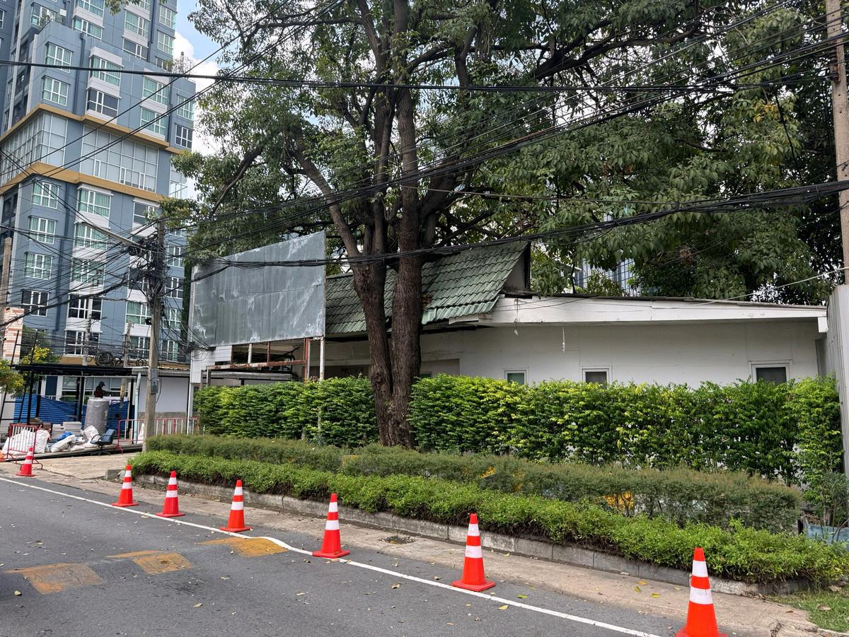 🏢 ให้เช่า Commercial Compound ใจกลางวิภาวดี–จตุจักร | พื้นที่ 400 ตร.ม. | จอดรถจำนวนมาก | เหมาะสำนักงานใหญ่ คลินิก โชว์รูม – รูปที่ 2