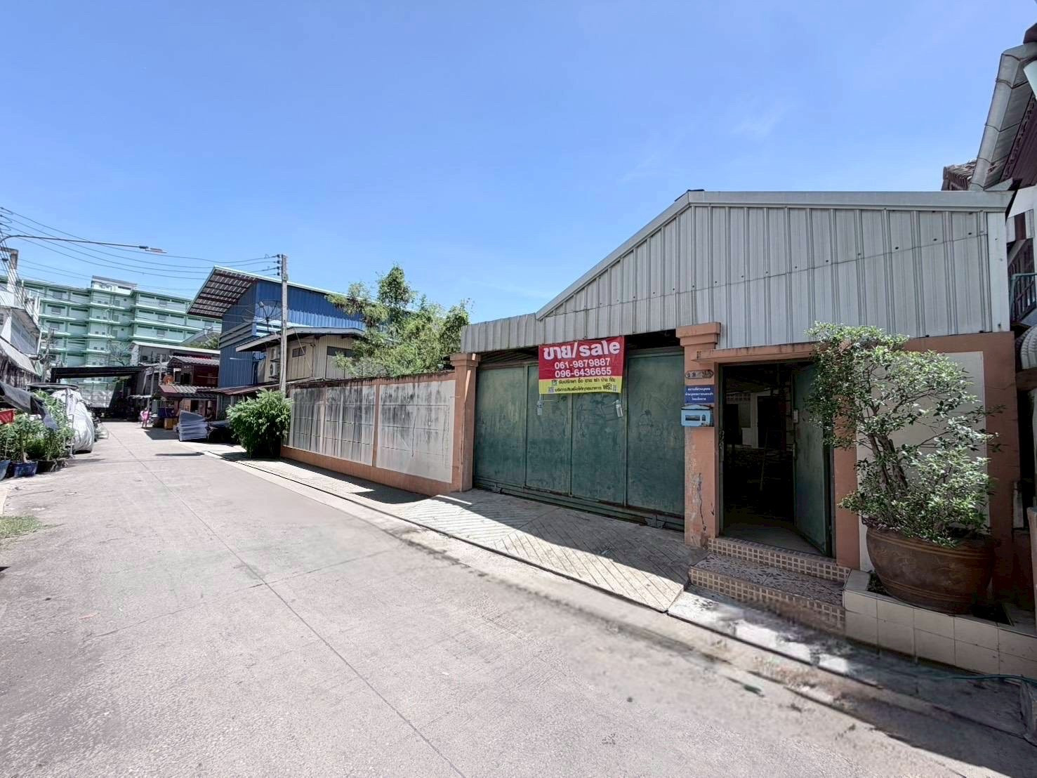 📍 Land for sale with buildings Soi Krathum Lom 31
Good location, convenient travel, suitable for residence, warehouse or business. – รูปที่ 2