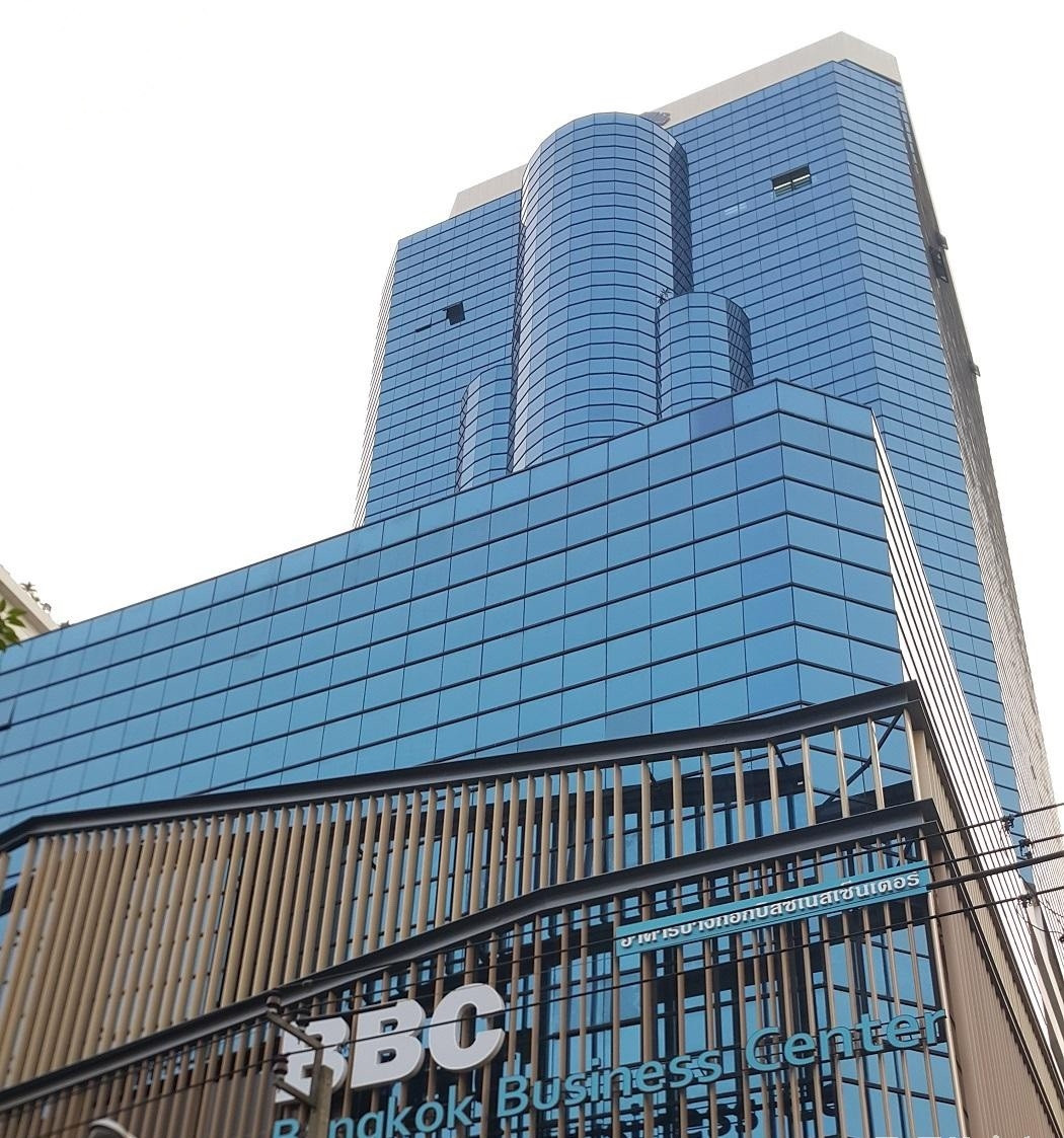 อาคารบางกอก บิสซิเนส เซ็นเตอร์ (BBC) สำนักงานให้เช่า ราคาดีที่สุดในย่านเอกมัย (สุขุมวิท 65) กรุงเทพฯ ใกล้รถไฟฟ้า BTS เอกมัย 500 ม. อาคารบางกอก บิสซิเนส เซ็นเตอร์ (BBC) สำนักงานให้เช่า ราคาดีที่สุดในย่านเอกมัย (สุขุมวิท 65) กรุงเทพฯ ใกล้รถไฟฟ้า BTS เอกมัย 500 ม.
