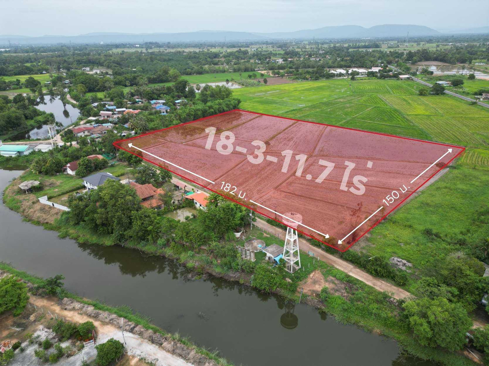 Very large plot of land It is rectangular in shape. Very large plot of land It is rectangular in shape.