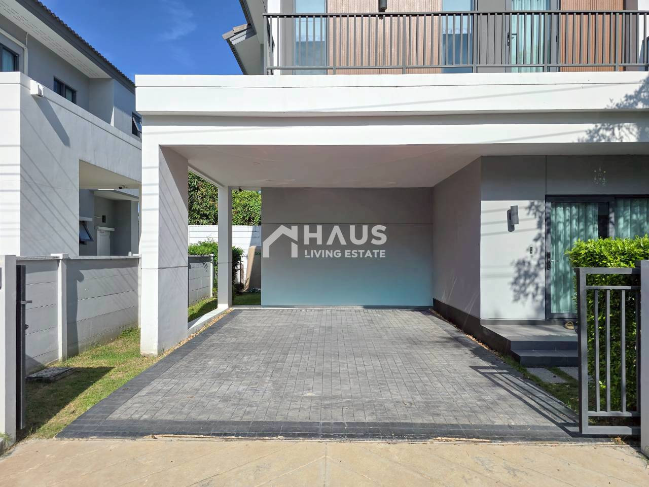 🚨 ดีลจบ ไม่ต้องหาต่อ! บ้านสวยทำเลเทพ (ถูกที่สุด หิ้วกระเป๋าเข้าอยู่เลย) 🔥 ขายบ้านเดี่ยว เซนโทร สะพานมหาเจษฎาบดินทร์ฯ 2 🔥 Centro Maha Chesadabodindranusorn Bridge 2 / 3 ห้องนอน #HRM5050 – รูปที่ 2