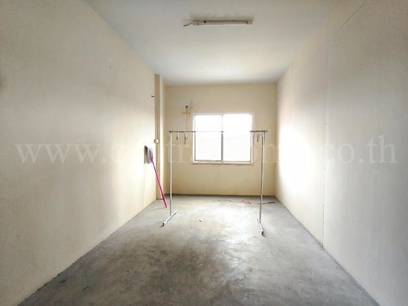 อาคารพาณิชย์ 3.5 ชั้น 4 คูหา บางโฉลง (บางนา-ตราด กม.18) ราคาถูกที่สุด – รูปที่ 4