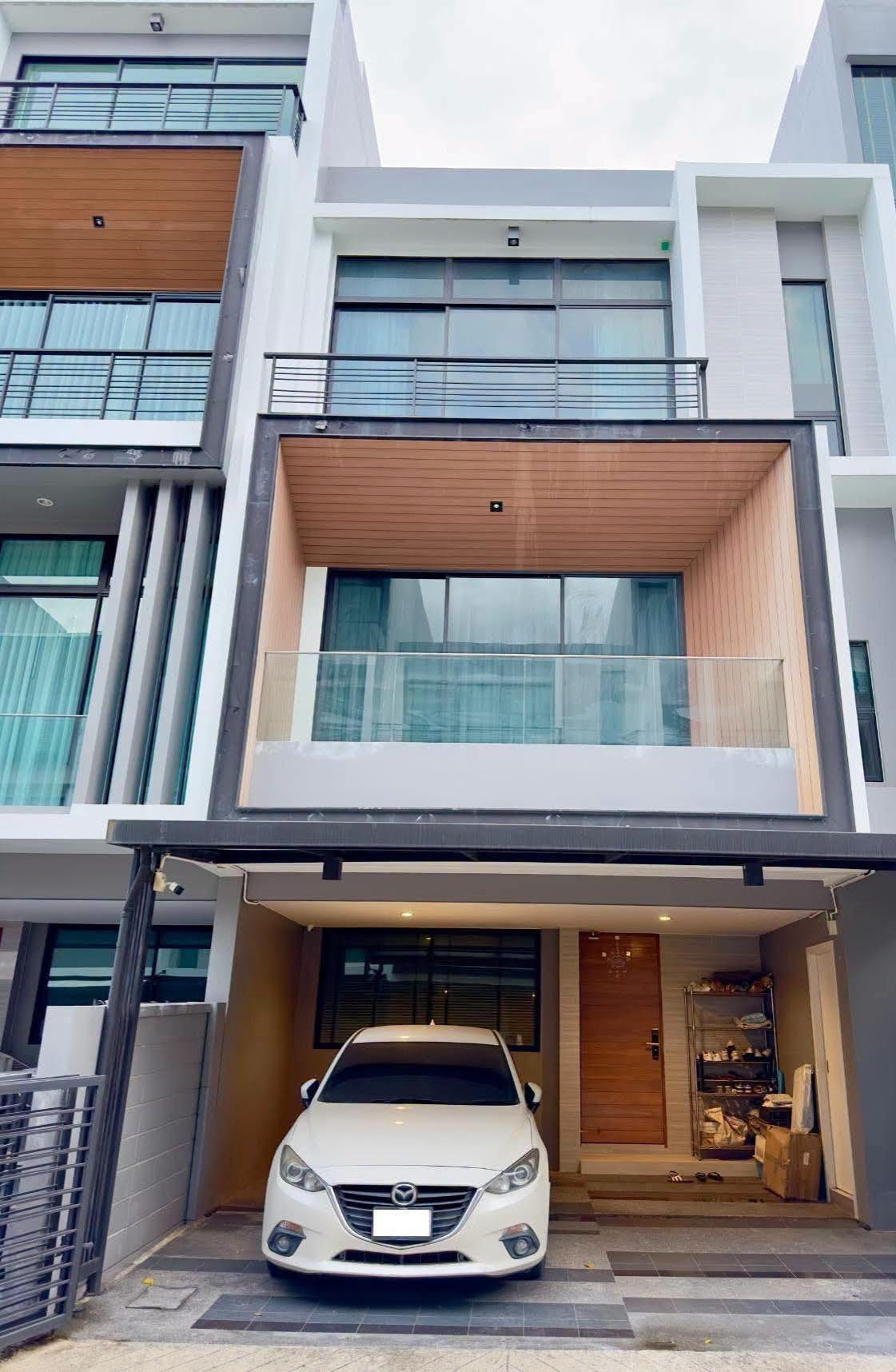N2938 For Rent Townhome at Nirvana Define Srinakarin–Rama 9 N2938 For Rent Townhome at Nirvana Define Srinakarin–Rama 9