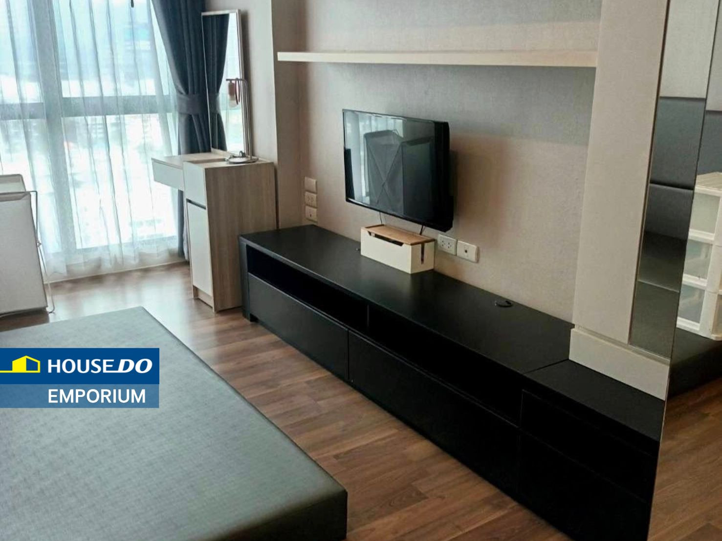 Condo for sale The Room Sukhumvit 62 near BTS Punnawithi.