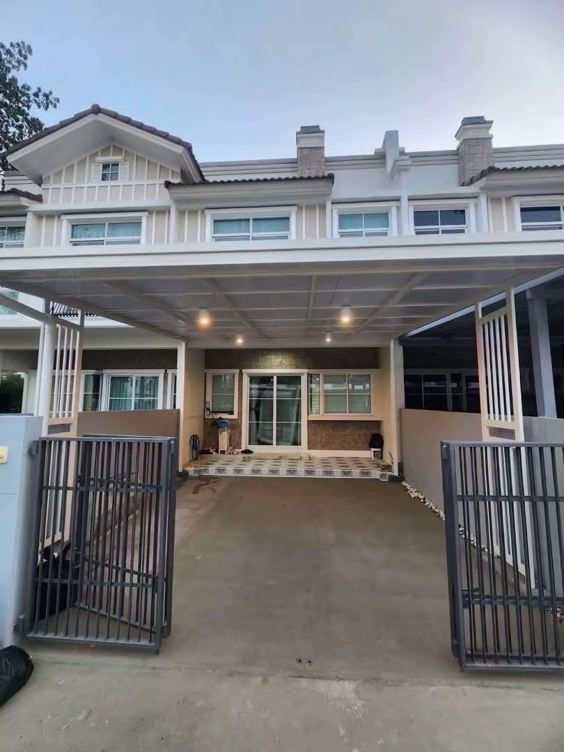 Townhome for Rent Project: Indy Bangna-Ramkhamhaeng 2 Townhome for Rent Project: Indy Bangna-Ramkhamhaeng 2