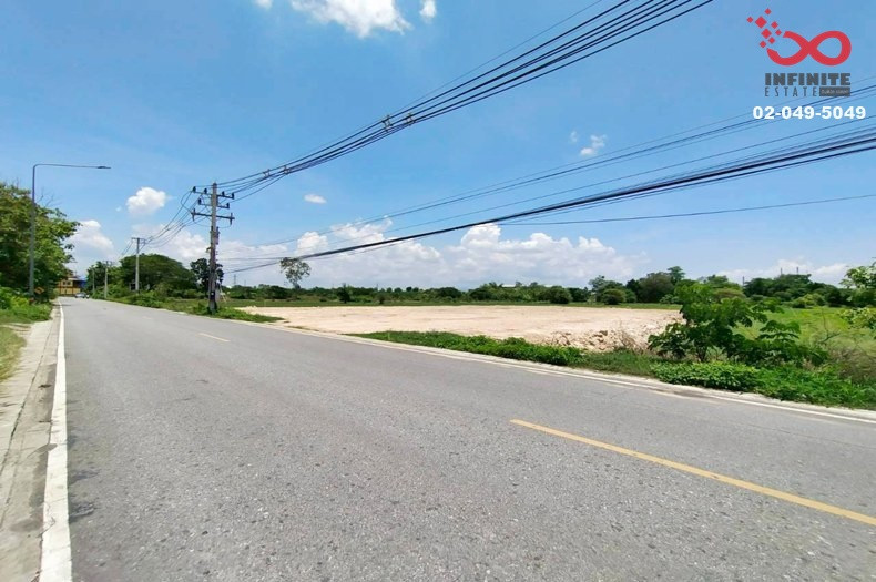 Land for sale, 1 rai 108 sq m., Makhuea Chae Subdistrict, Mueang Lamphun District, near Lamphun Industrial Estate. Highway 11 Chiang Mai-Lampang