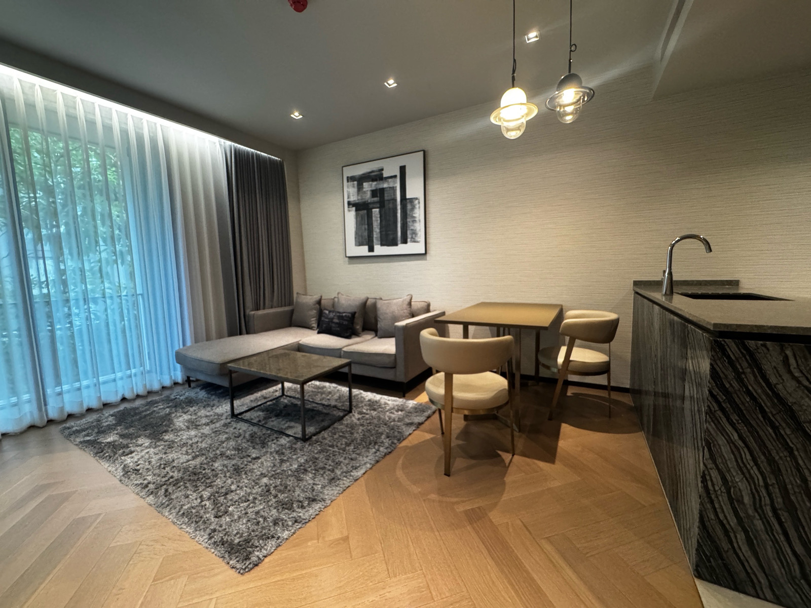 1 BR luxury decoration ready to move ! – รูปที่ 2