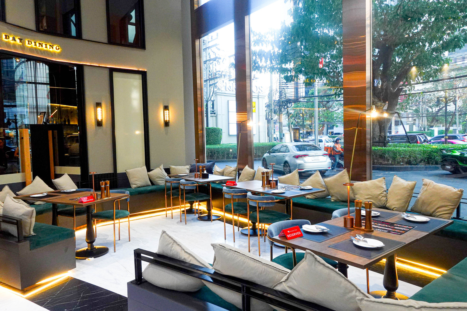 Retail Space for Rent - ปล่อยเช่าพื้นที่ พร้อมชั้นลอย และโซนนั่ง Semi-outdoor – รูปที่ 3