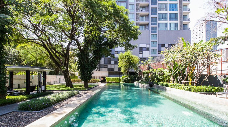 ราคาดี! ห้องสวยสภาพดี วิวโล่ง ใจกลางทองหล่อ ติด Marche Thonglor สะดวกมาก ✨Quattro by Sansiri✨ 2 ห้องนอน 2 ห้องน้ำ ขนาด 85 ตร.ม ใกล้ BTS / MRT ทองหล่อ (0.7 กม.) Tel.0982645161 ราคาดี! ห้องสวยสภาพดี วิวโล่ง ใจกลางทองหล่อ ติด Marche Thonglor สะดวกมาก ✨Quattro by Sansiri✨ 2 ห้องนอน 2 ห้องน้ำ ขนาด 85 ตร.ม ใกล้ BTS / MRT ทองหล่อ (0.7 กม.) Tel.0982645161