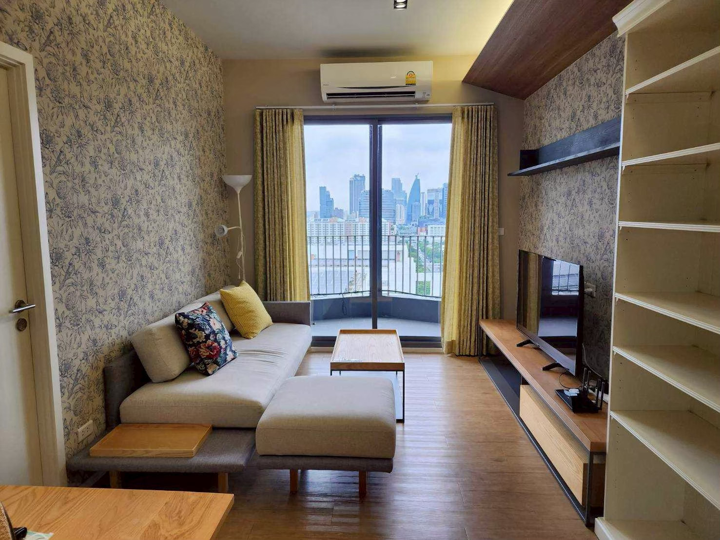 ขายคอนโด Triple Y Residence ราคา 10,500,000 บาท [KOs260687]