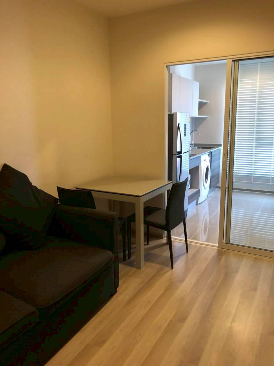 BC357 Condo for rent Centric Huaykhwang Station near MRT Huaykhwang