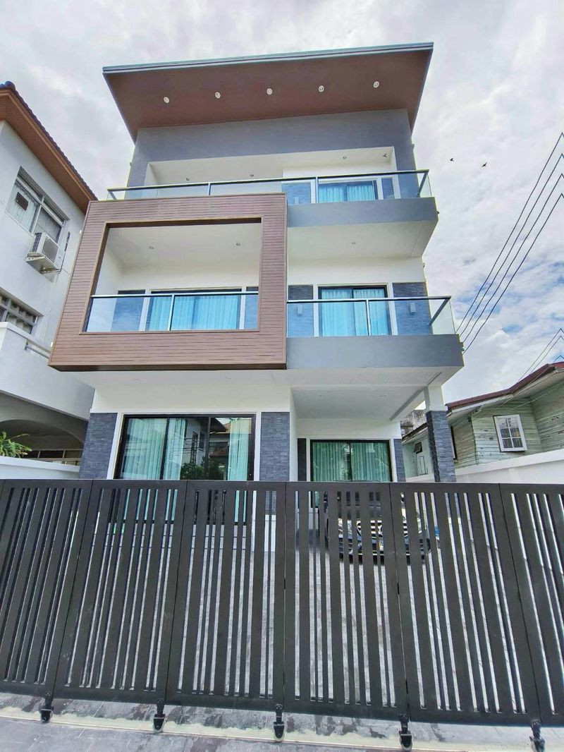 ขาย/เช่า บ้านเดี่ยว 3 ชั้น สุขุมวิท 65 (เอกมัย) เนื้อที่ 50 ตารางวา 4 ห้องนอน 6 ห้องน้ำ ใกล้ BTS เอกมัย แขวงพระโขนงเหนือ เขตวัฒนา กรุงเทพมหานคร ขาย/เช่า บ้านเดี่ยว 3 ชั้น สุขุมวิท 65 (เอกมัย) เนื้อที่ 50 ตารางวา 4 ห้องนอน 6 ห้องน้ำ ใกล้ BTS เอกมัย แขวงพระโขนงเหนือ เขตวัฒนา กรุงเทพมหานคร