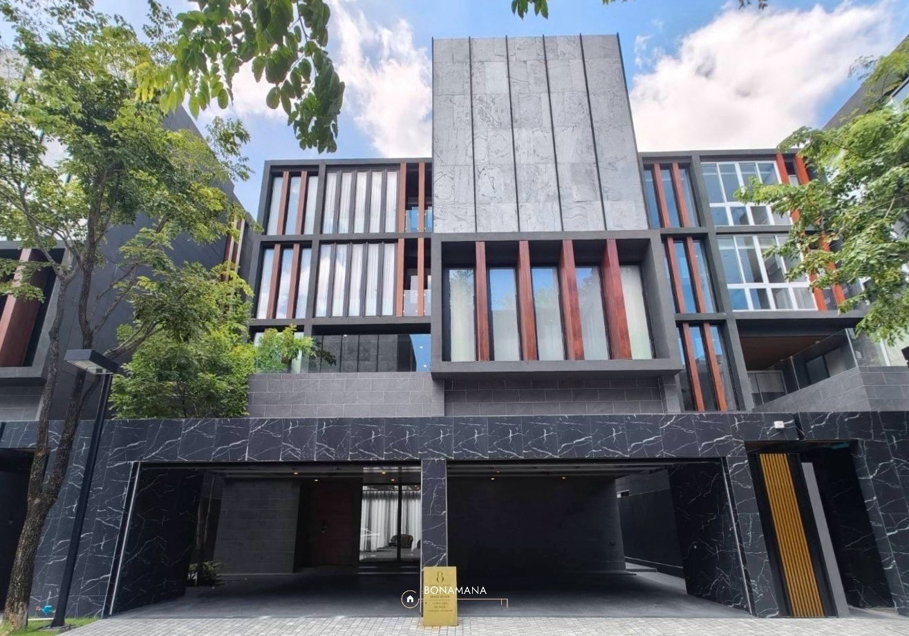 ✨ Bibury Village Srinakarin
Luxury Private Residence ระดับ Ultra Luxury เพียง 18 ครอบครัว เท่านั้น ✨ Bibury Village Srinakarin
Luxury Private Residence ระดับ Ultra Luxury เพียง 18 ครอบครัว เท่านั้น