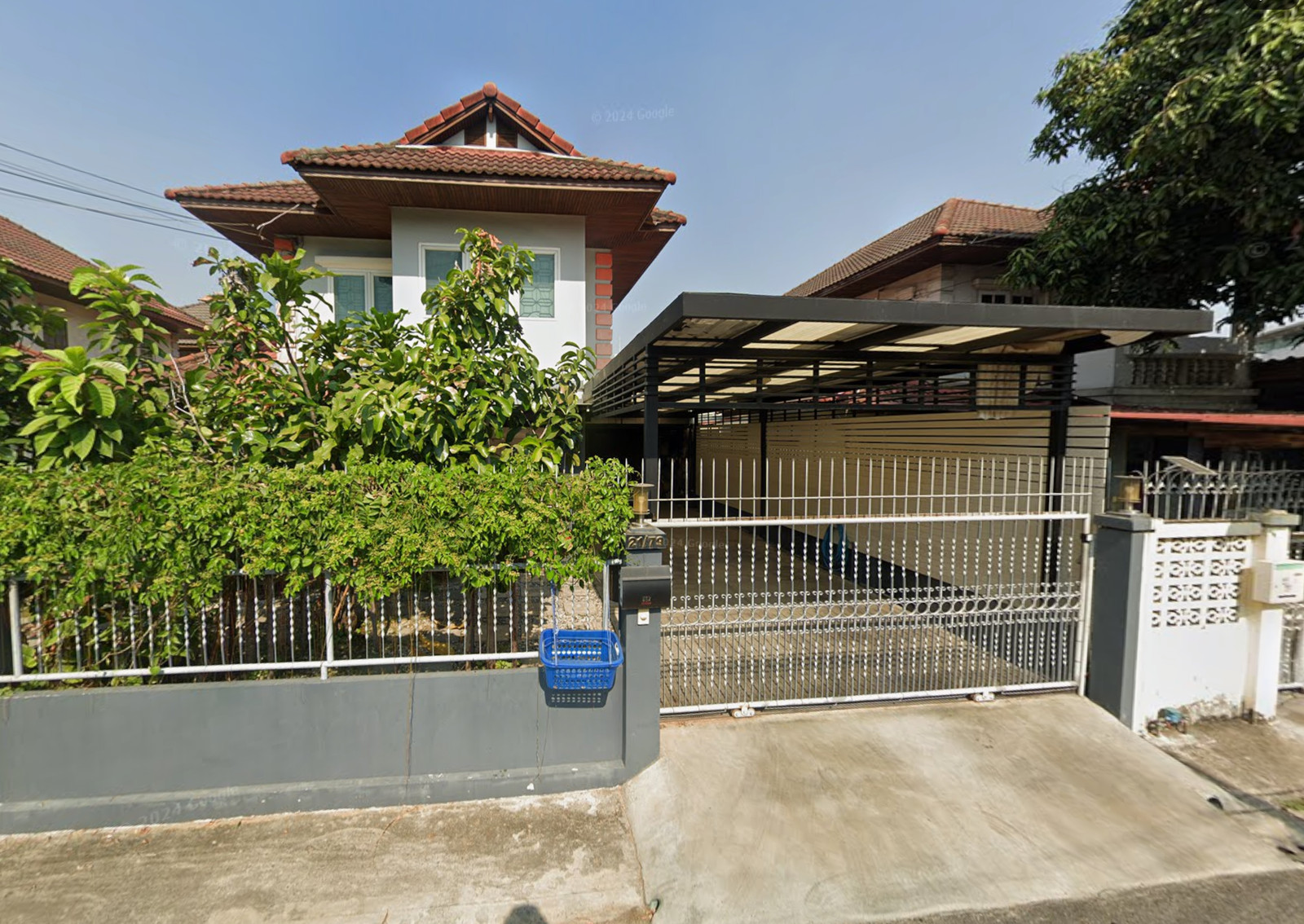 ขายบ้านเดี่ยวทำเลติดทางด่วนรามอินทรา 2 ชั้น 57 ตร.ว. สภาพสวยรีโนเวทพร้อมอยู่ หมู่บ้านมงคลทิพย์ ซอยรามอินทรา 34 แยก 19 ติดเลียบด่วนรามอินทรา ขายบ้านเดี่ยวทำเลติดทางด่วนรามอินทรา 2 ชั้น 57 ตร.ว. สภาพสวยรีโนเวทพร้อมอยู่ หมู่บ้านมงคลทิพย์ ซอยรามอินทรา 34 แยก 19 ติดเลียบด่วนรามอินทรา