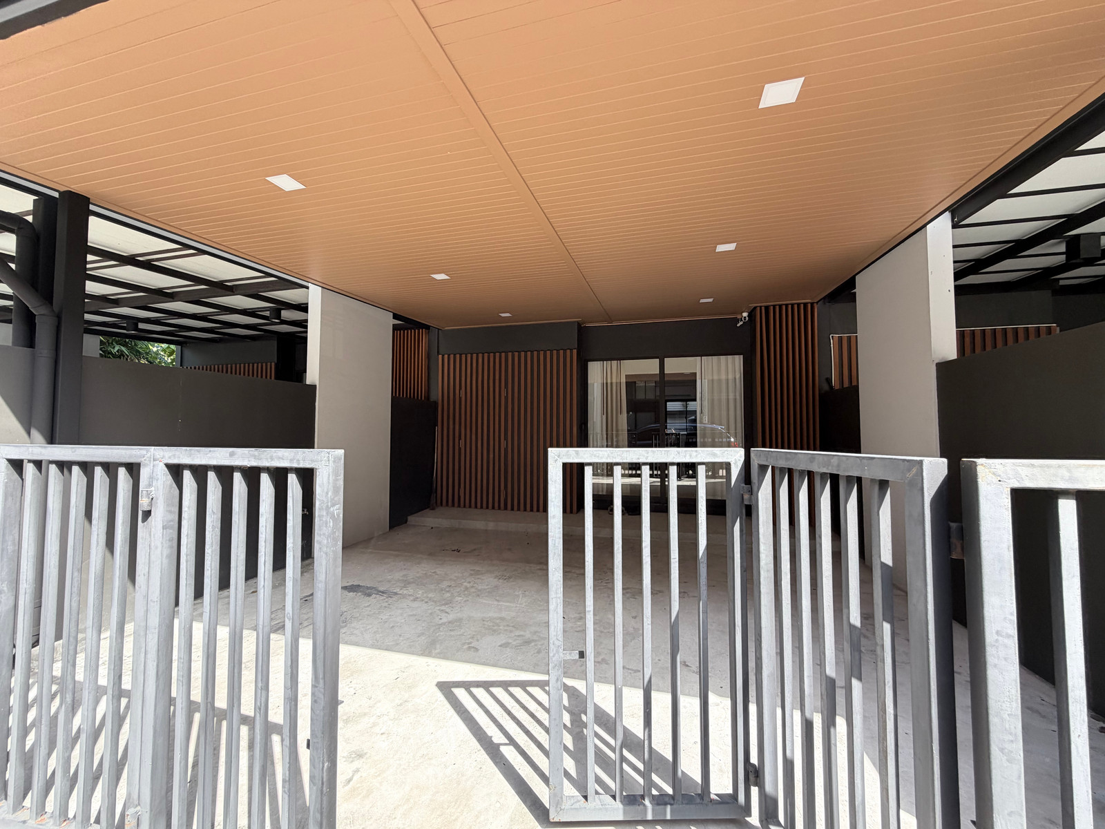 Shizen Phattankran 32 ทาวน์โฮม 3 ชั้นครึ่ง – รูปที่ 2