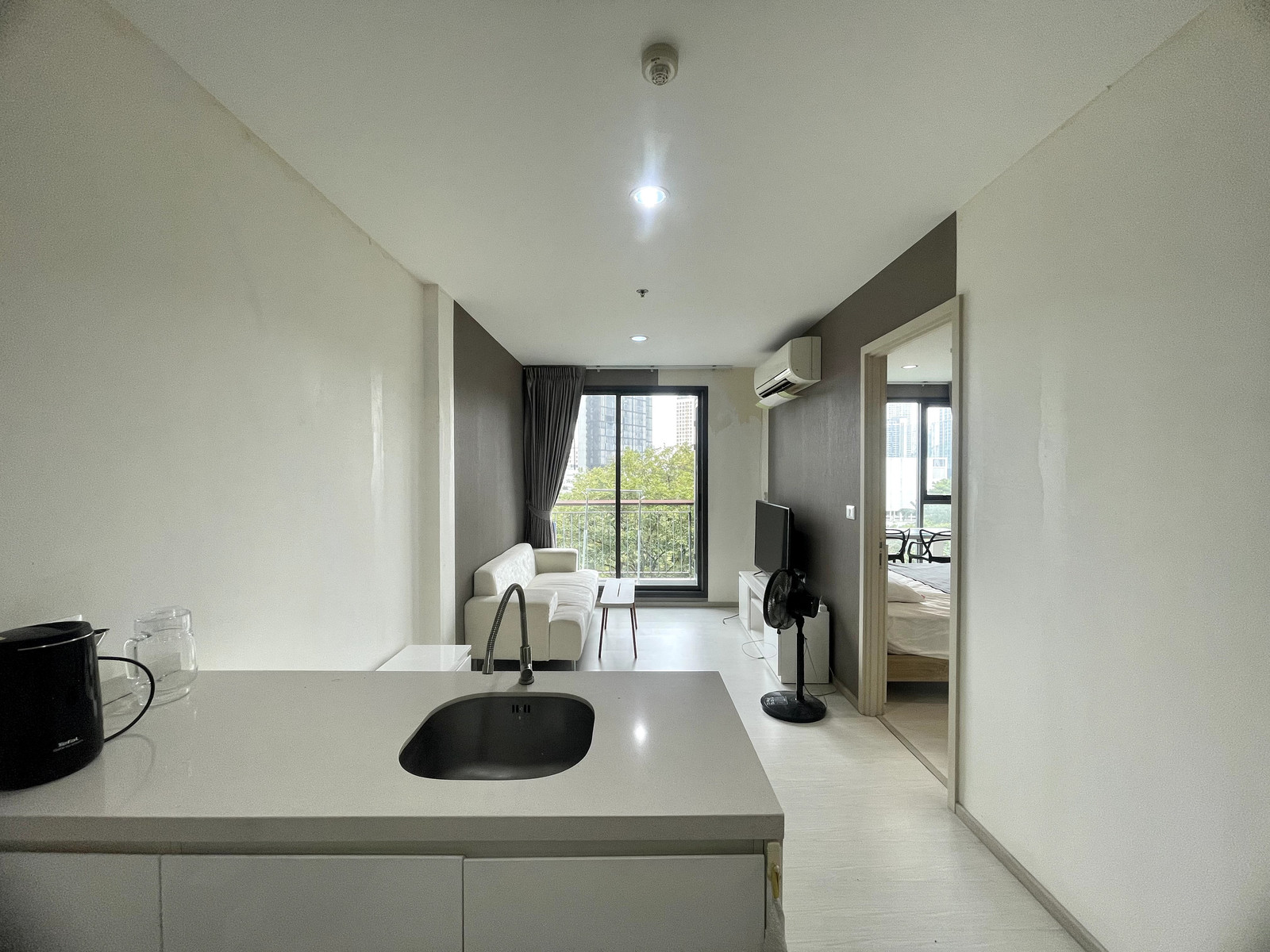 Hot Deal - Rhythm Sukhumvit 42 Hot Deal - Rhythm Sukhumvit 42