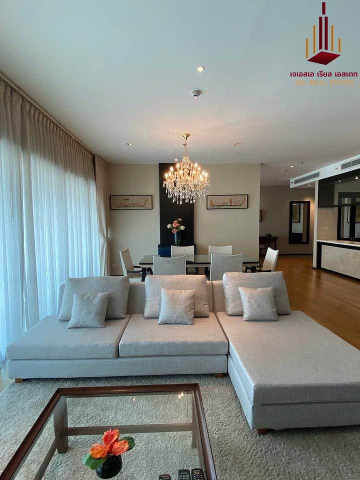 ✨ For Rent: The Madison Condo ✨ 💰 Only 140,000 THB/month