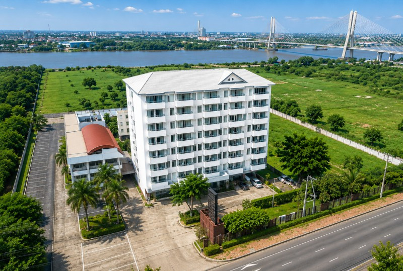 MRT PhraNangklao Bridge 899m Nonthaburi1 ChaoPhraya River view 100-161rooms 7meetingrooms KohKret r