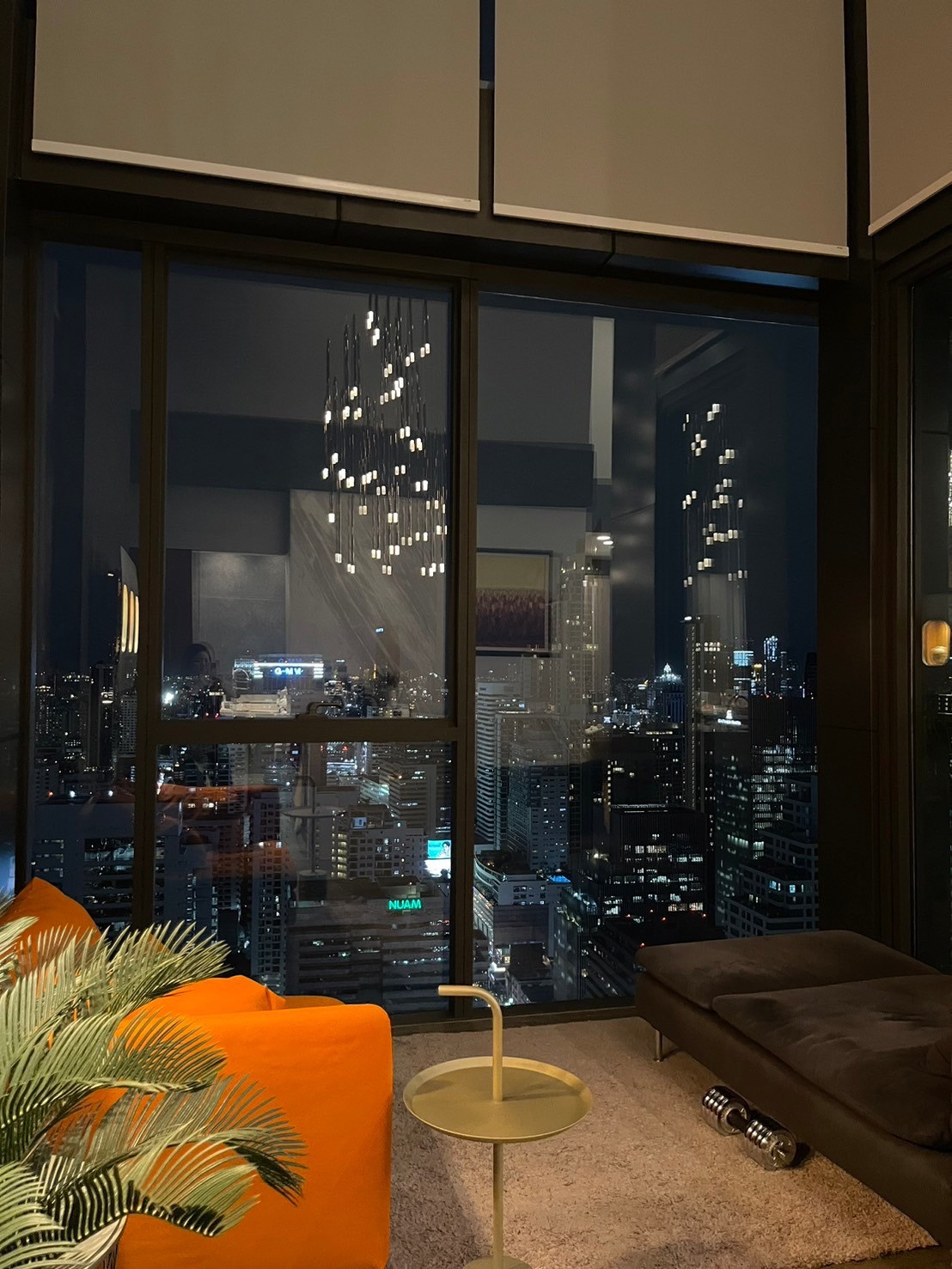 Ultimate luxury in the city center! The ESSE at SINGHA COMPLEX condo with 4 bedrooms, 5 bathrooms, and 300 sqm is ready for you to own or rent. – รูปที่ 3