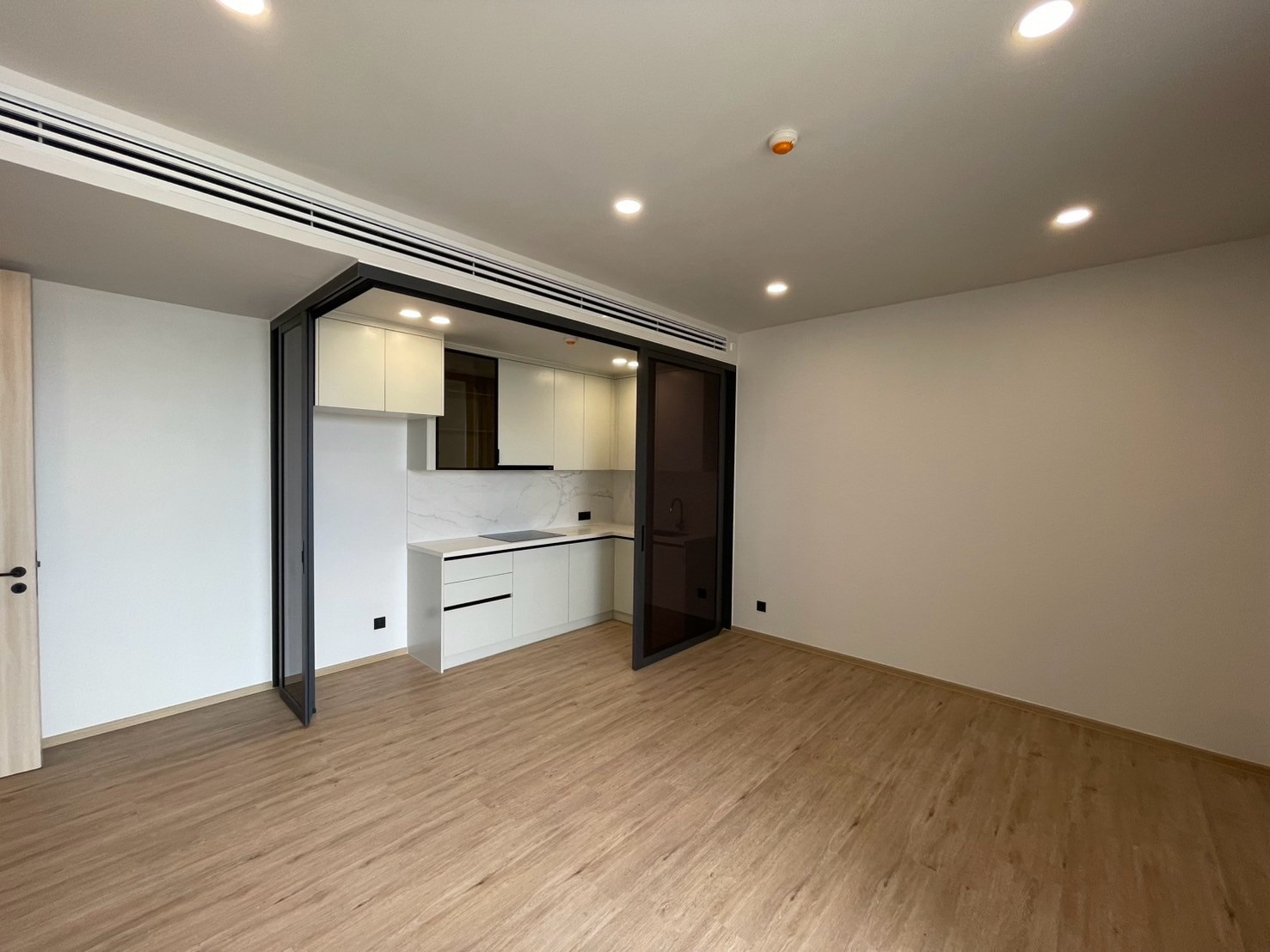 ขายคอนโด Aritier Penthouse At Ari อารีเทียร์ เเอท อารีย์ เพนท์เฮ้าส์ใจกลางอารีย์(ลิฟต์ส่วนตัว 24:1)
ติดกรมประชาสัมพันธ์ กระทรวงการคลัง ตกเเต่งสไตล์รีสอร์ท ขายคอนโด Aritier Penthouse At Ari อารีเทียร์ เเอท อารีย์ เพนท์เฮ้าส์ใจกลางอารีย์(ลิฟต์ส่วนตัว 24:1)
ติดกรมประชาสัมพันธ์ กระทรวงการคลัง ตกเเต่งสไตล์รีสอร์ท