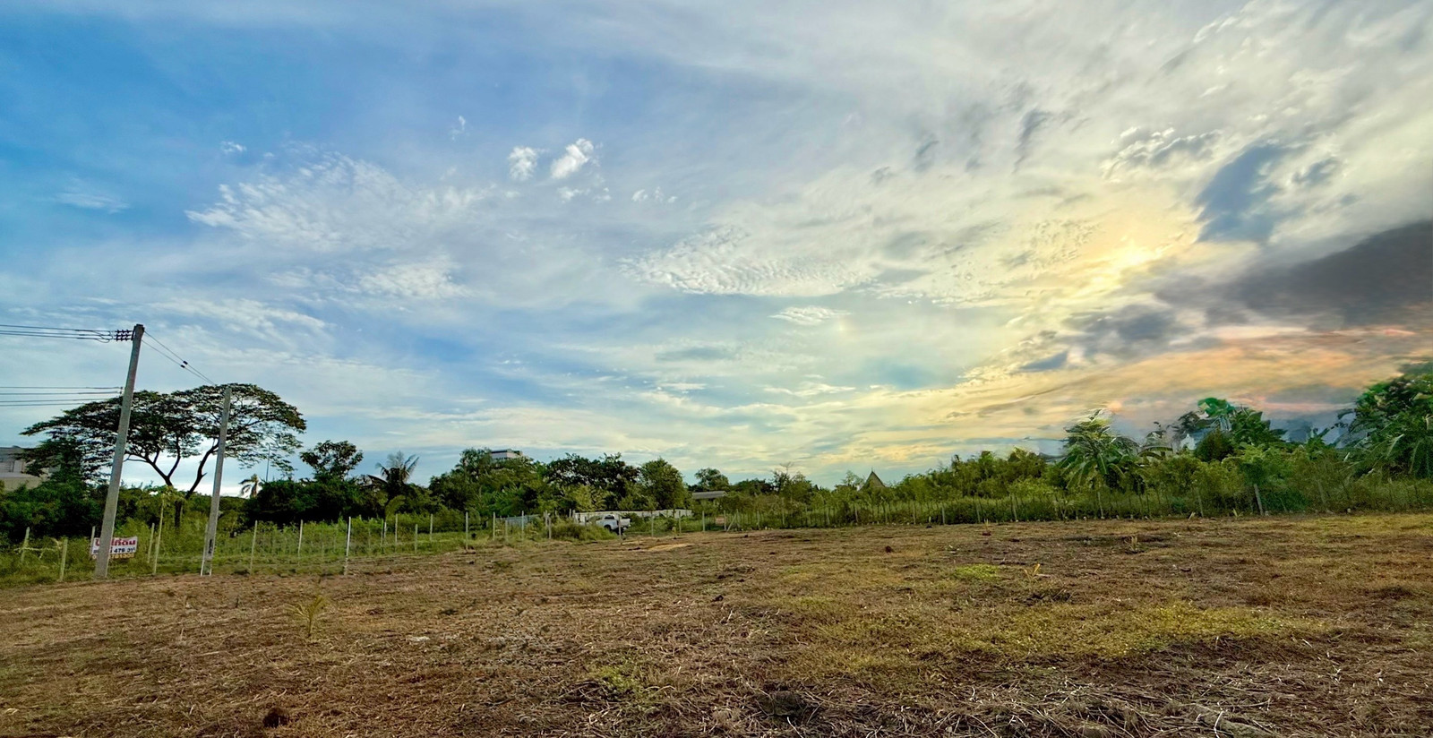 Prime Large Land Plot in High-Potential Expressway Zone, Orange Zoning, Ideal for Development Investment
Prime Large Land Plot in High-Potential Expressway Zone, Orange Zoning, Ideal for Development Investment
