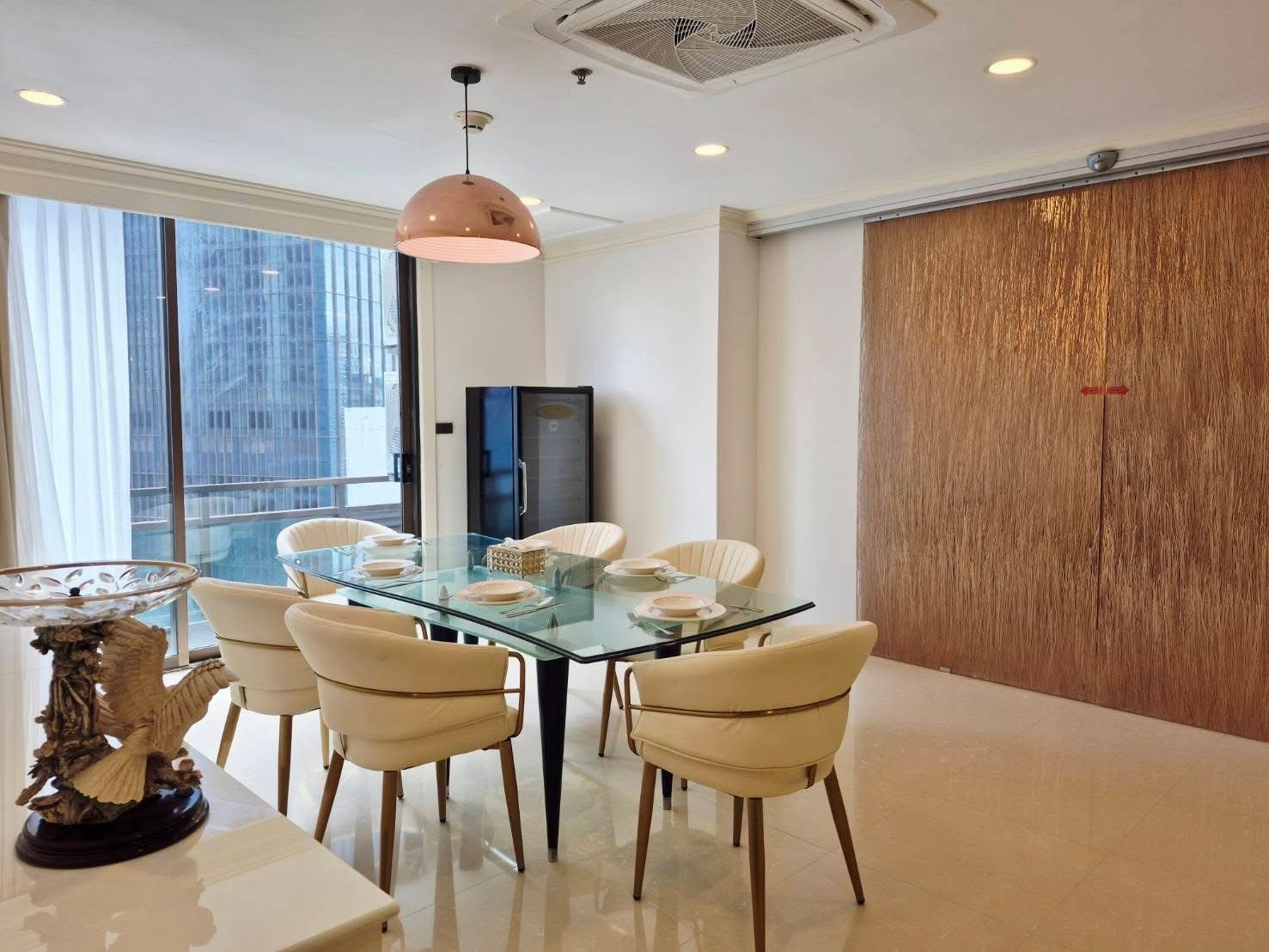 ✨ Penthouse หรูใจกลางสาทร ติด MRT ลุมพินี และตรงข้าม One Bangkok ✨ – รูปที่ 2