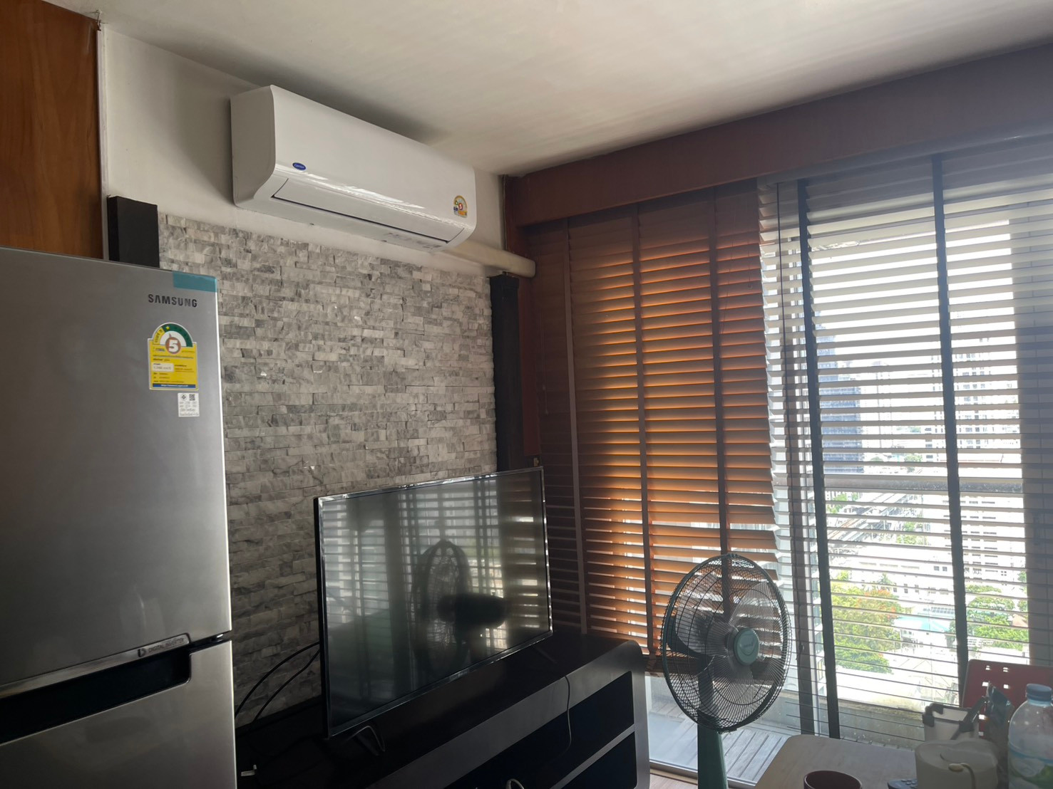 Silom Suite Room for Rent (Sathorn 12) Silom Suite Room for Rent (Sathorn 12)