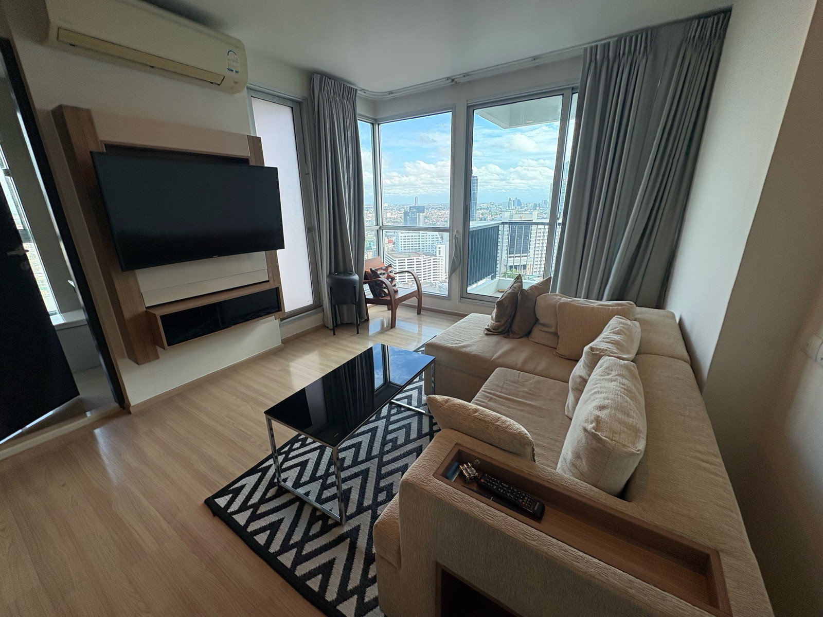 🔥Rent 2BR🔥River View🔥Floor25🔥63sqm🔥42,000/month🔥 🔥Rent 2BR🔥River View🔥Floor25🔥63sqm🔥42,000/month🔥