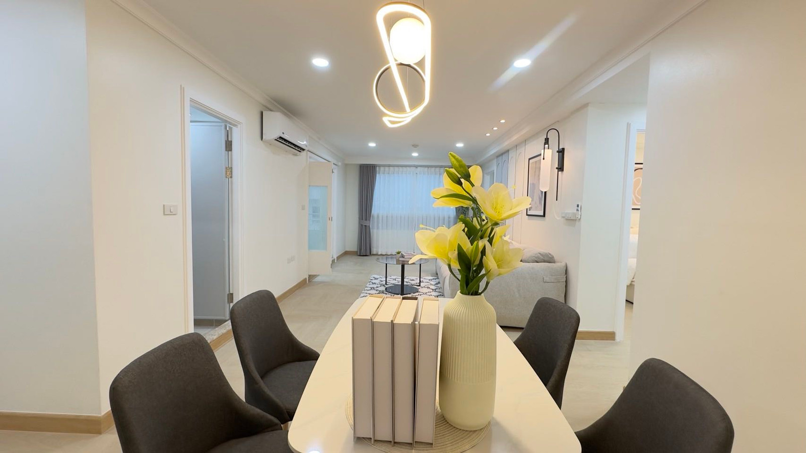 Condo in prime location, Rama 3 area [ ✨Lumpini Suite Ratchada - Rama 3 ✨ ] Convenient transportation, connected in many ways 🚘🚘