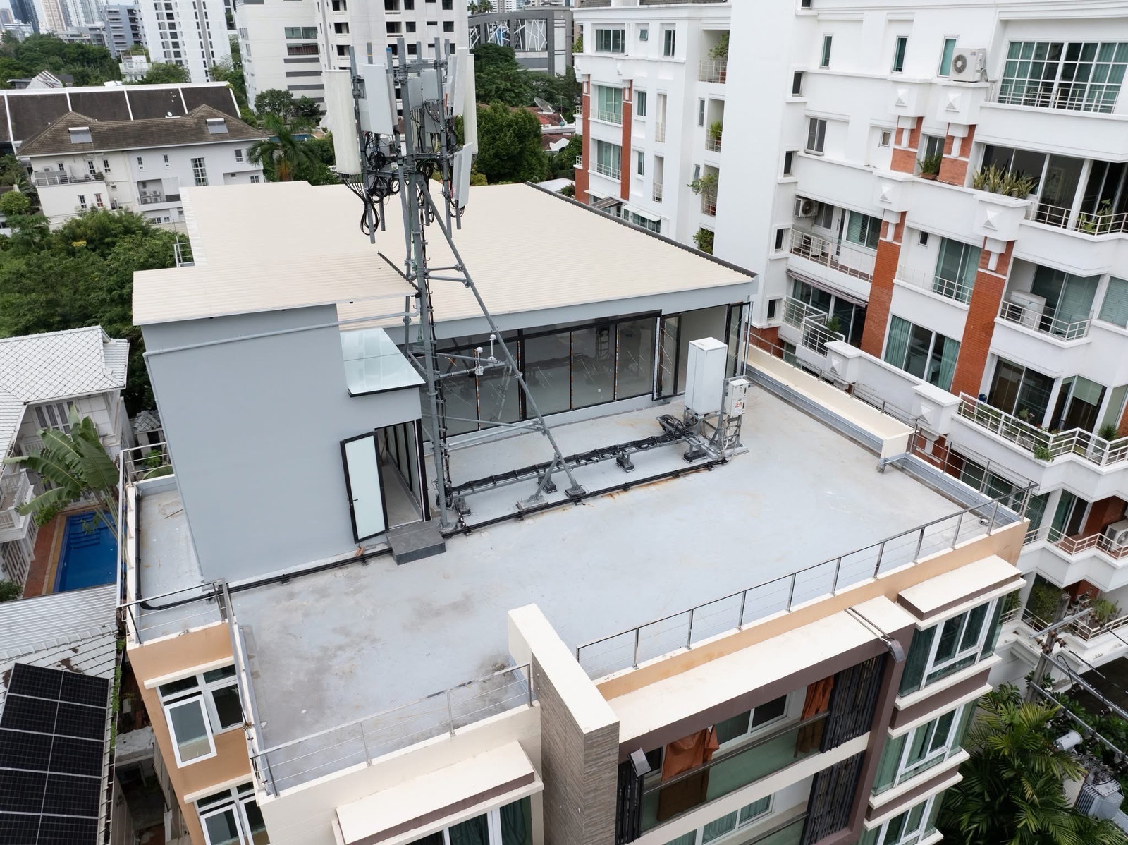 🔥 Rooftop Commercial Space for Rent | Sukhumvit 33 | Rare rooftop space in the heart of Phrom Phong-Asoke. – รูปที่ 2