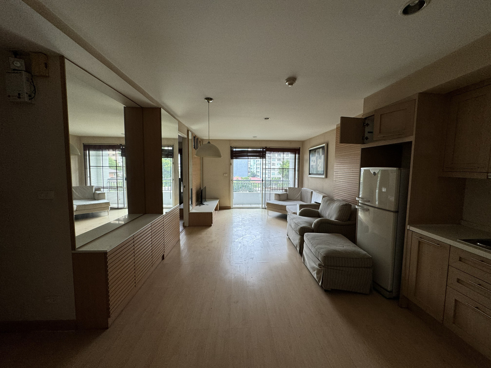 ห้องสวยพร้อมอยู่ เป็นส่วนตัว ใกล้ BTS เอกมัย / The Bangkok Sukhumvit 61 2 Bed 75 sq.m. โทร 0937890899