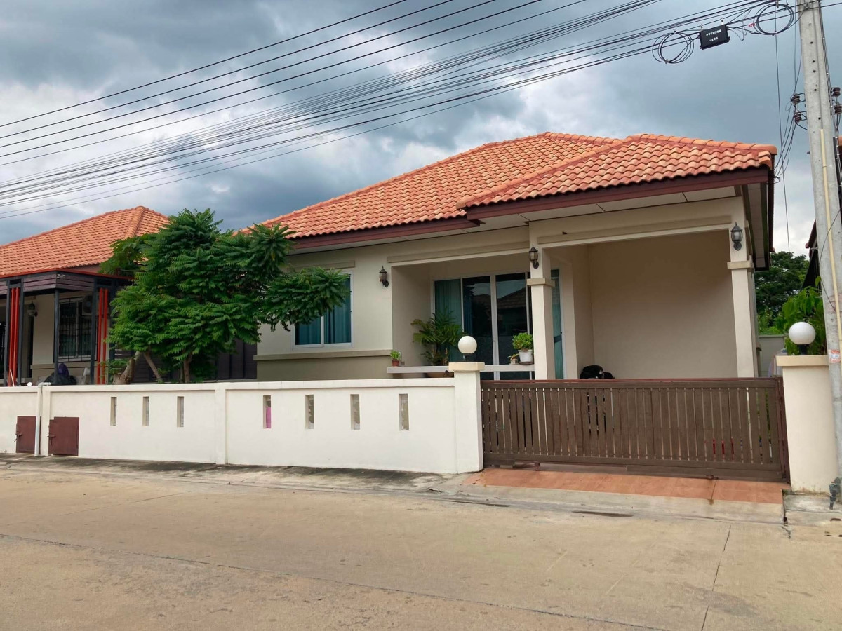 ขาย บ้านฐานมั่นคง คลอง2 39.2ตรว. 2นอน2น้ำ 2.1ล้าน มีสวนส่วนกลางรปภ.24ชม. ใกล้ฟิวเจอร์พาร์ครังสิตและม.กรุงเทพ ขาย บ้านฐานมั่นคง คลอง2 39.2ตรว. 2นอน2น้ำ 2.1ล้าน มีสวนส่วนกลางรปภ.24ชม. ใกล้ฟิวเจอร์พาร์ครังสิตและม.กรุงเทพ
