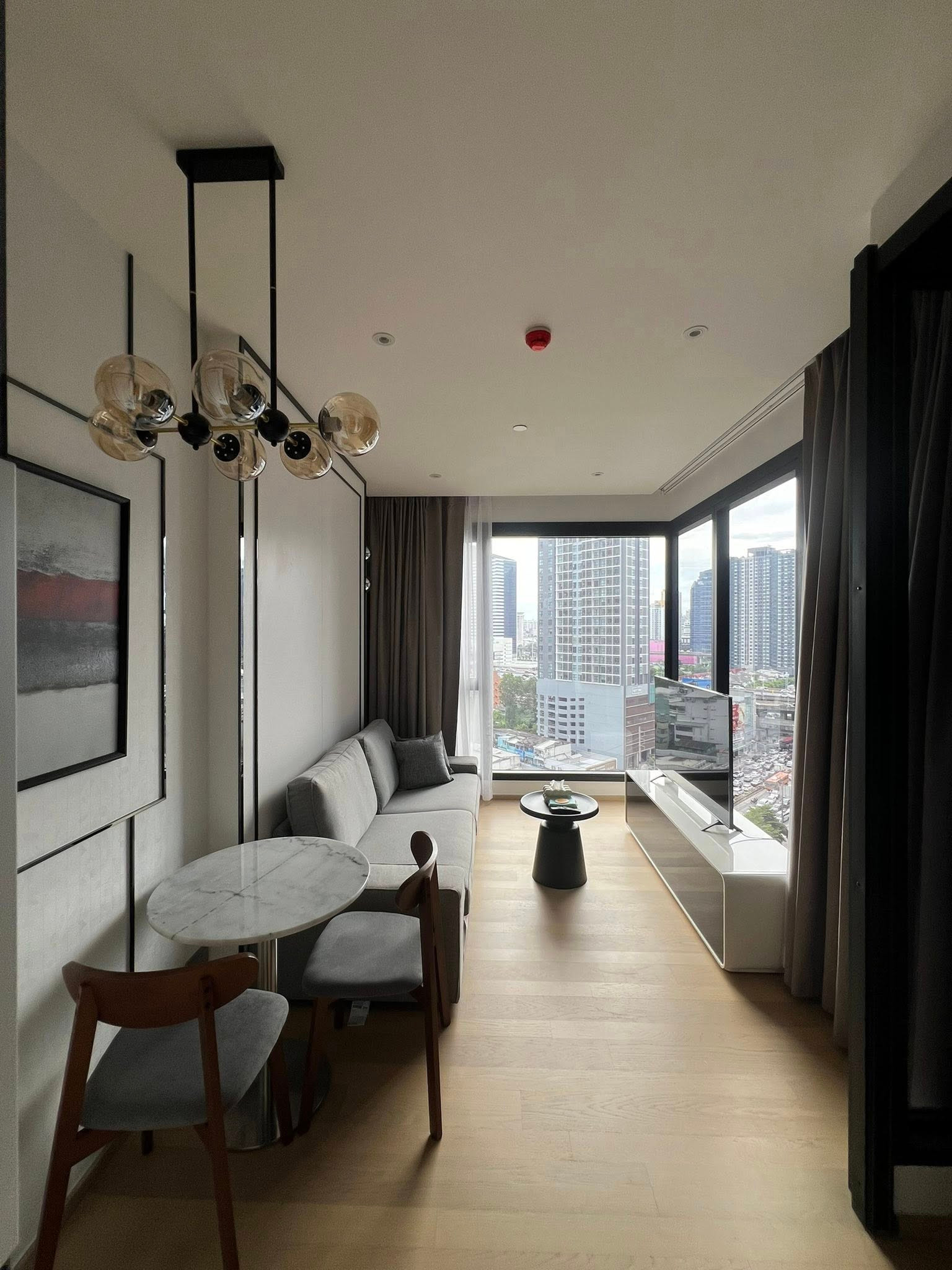 🔥 ให้เช่า Ashton Asoke Rama 9 (แอชตัน อโศก - พระราม 9) | 1 ห้องนอน 35 ตร.ม. | ชั้น 15 | ใกล้ MRT พระราม 9 | 33,500 บาท/เดือน | PK0145 | Line @979ywrvr 🔥 ให้เช่า Ashton Asoke Rama 9 (แอชตัน อโศก - พระราม 9) | 1 ห้องนอน 35 ตร.ม. | ชั้น 15 | ใกล้ MRT พระราม 9 | 33,500 บาท/เดือน | PK0145 | Line @979ywrvr
