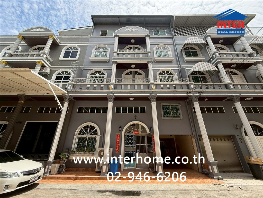 ทาวน์โฮม 4.5 ชั้น 28.5 ตร.ว. ทาวน์โฮม ซอยจันทน์43 แยก18-9/1 ถนนจันทน์43 ถนนเจริญราษฏร์ ถนนสาธุประดิษฐ์ บางคอแหลม กรุงเทพมหานคร