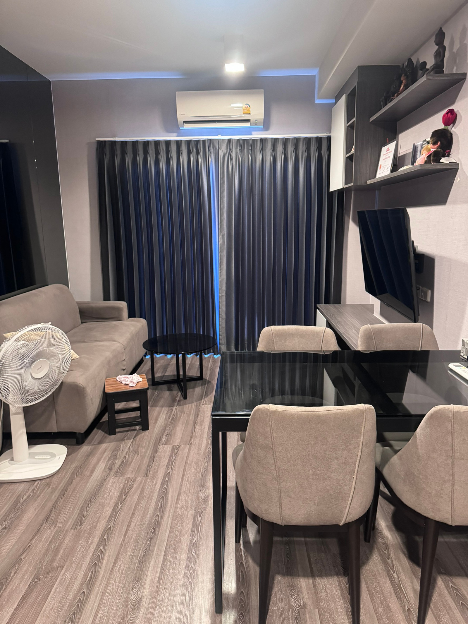 () ขาย Ideo คอนโด สาทร-วงเวียนใหญ่ แบบ 2 bedroom 1 ห้องรับแขก 2 ห้องน้ำ () ขาย Ideo คอนโด สาทร-วงเวียนใหญ่ แบบ 2 bedroom 1 ห้องรับแขก 2 ห้องน้ำ
