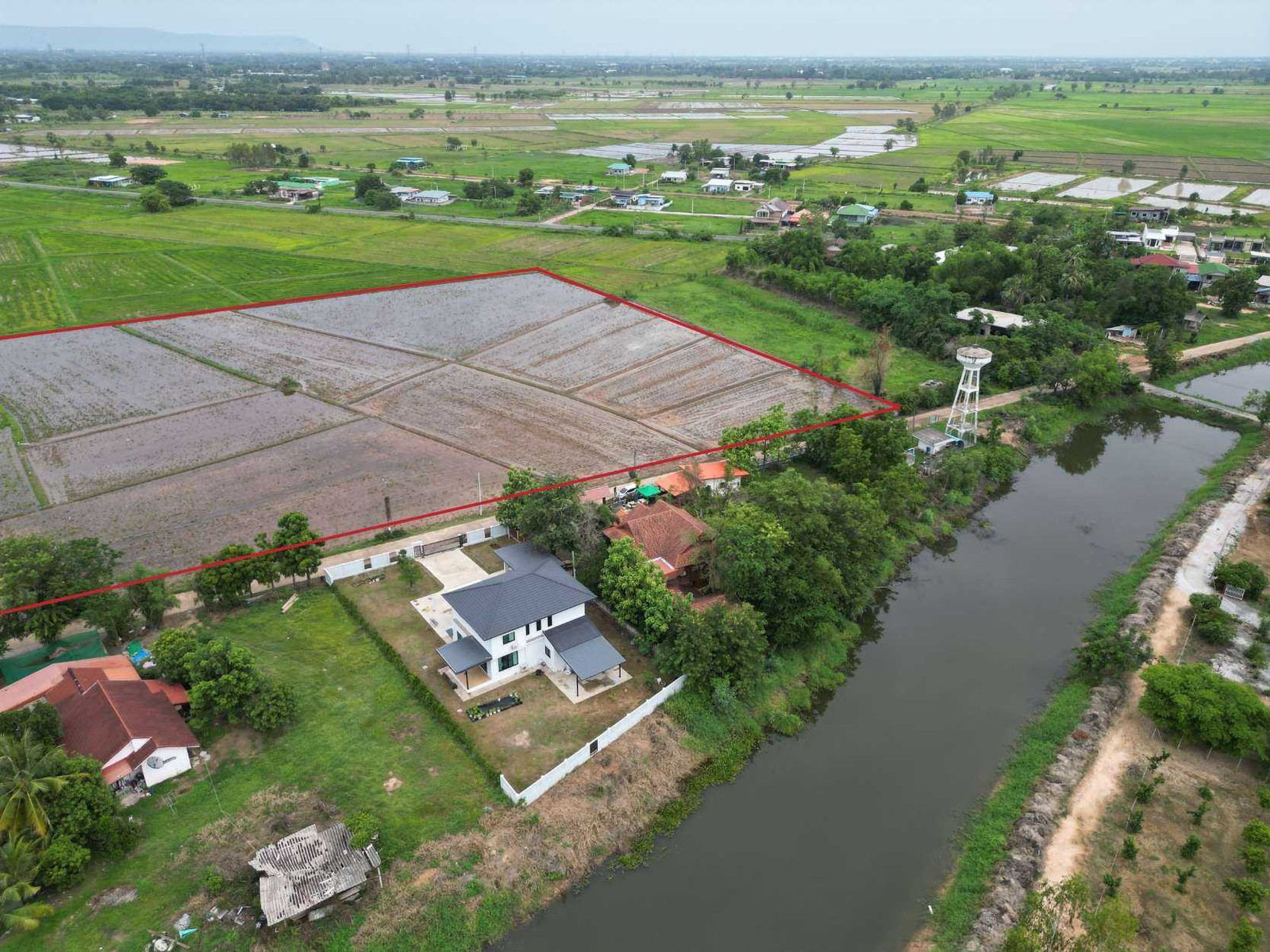 Very large plot of land It is rectangular in shape. – รูปที่ 4