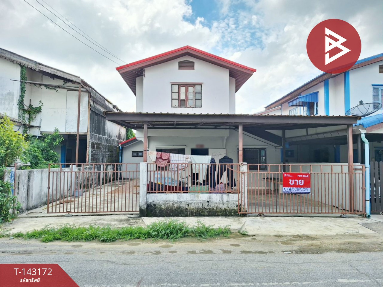 Semi-detached house for sale, Kheha Rangsit Village, Khlong 12, Lam Luk Ka, Pathum Thani.