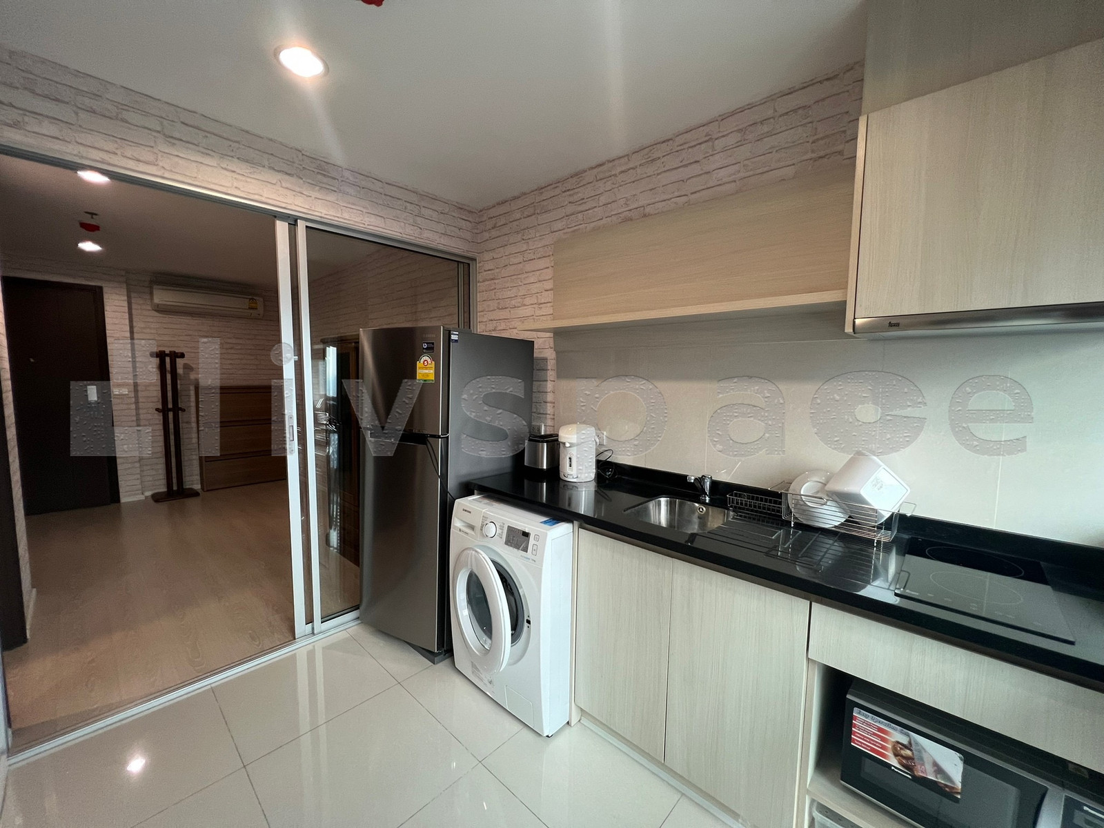 ▚ LK160ツ ขายพร้อมผู้เช่า Rhythm Sathorn-Narathiwas 1 ห้องนอน 1 ห้องน้ำ 38 ตร.ม. ชั้นสูง การันตีราคาดีที่สุดในโครงการ – รูปที่ 3