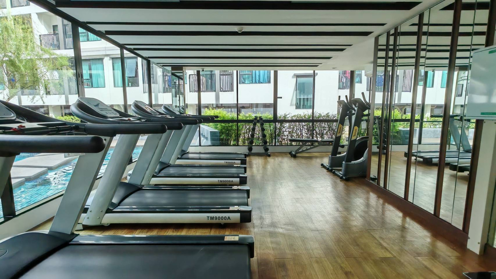 The is in a hurry to sell The Niche Mono Sukhumvit 50, 2 bedrooms, 1 bathroom, 6th floor, size 46.48 sq m, price 4.35 million. If interested, you can inquire at 089-857-8865. The is in a hurry to sell The Niche Mono Sukhumvit 50, 2 bedrooms, 1 bathroom, 6th floor, size 46.48 sq m, price 4.35 million. If interested, you can inquire at 089-857-8865.
