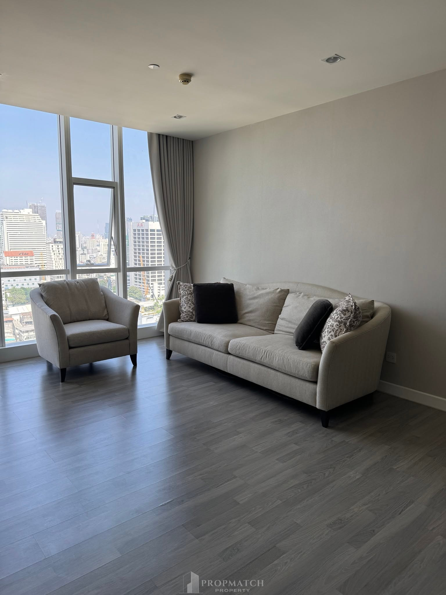 ✨Flash Deal ✨ The Room Sathorn (2Bed 2Bath 78SQM.) ready to move in! Only 13,850,000 baht Tel.0981315848 @propmatch ✨Flash Deal ✨ The Room Sathorn (2Bed 2Bath 78SQM.) ready to move in! Only 13,850,000 baht Tel.0981315848 @propmatch