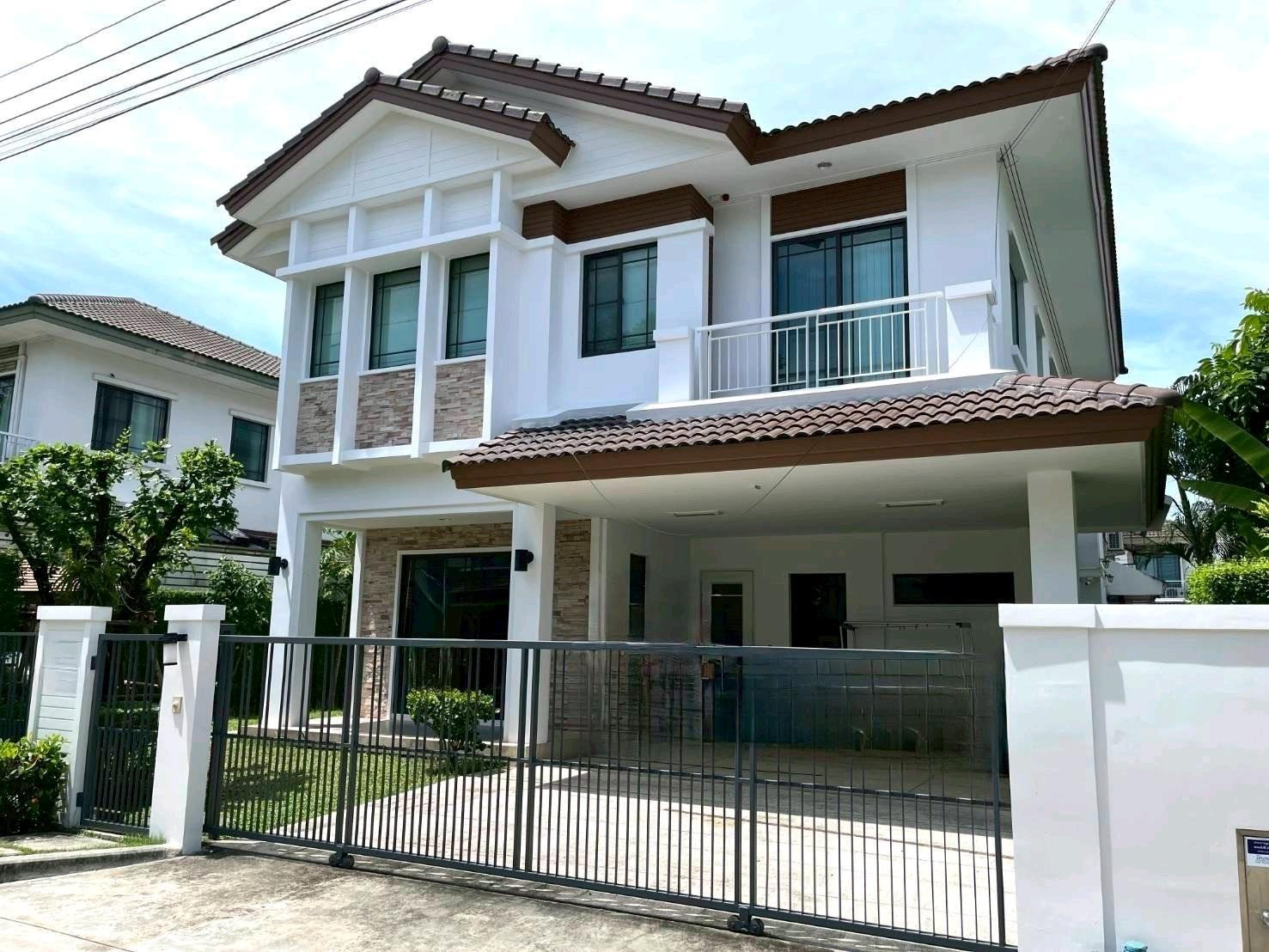 House in lake zone, Manthana Lake Watcharapol, only 8.59, ready to move in condition. House in lake zone, Manthana Lake Watcharapol, only 8.59, ready to move in condition.