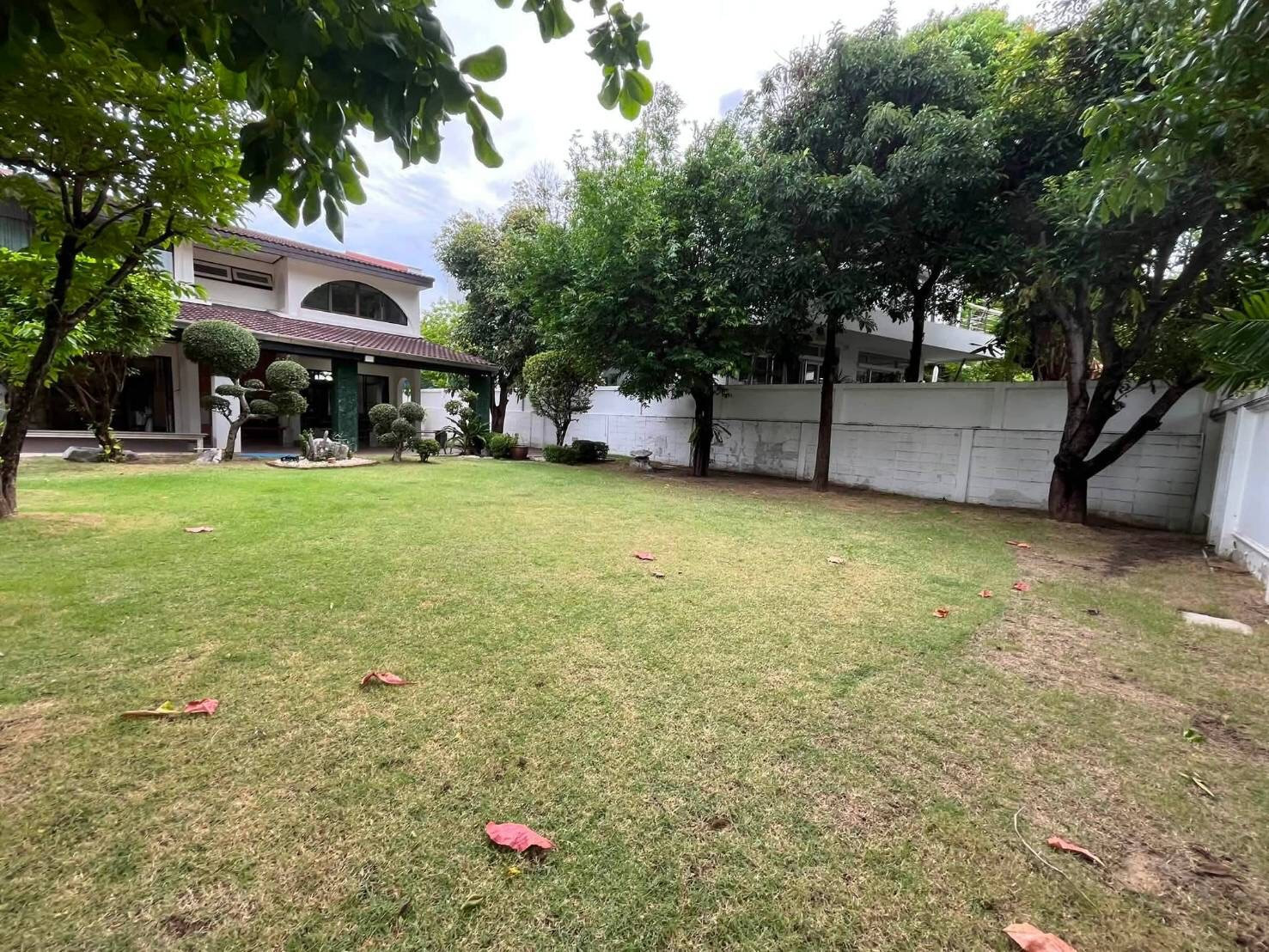 2-story detached house for sale, Panya Village, Phatthanakan 30, beautiful house, lots of space (N.2190) 2-story detached house for sale, Panya Village, Phatthanakan 30, beautiful house, lots of space (N.2190)