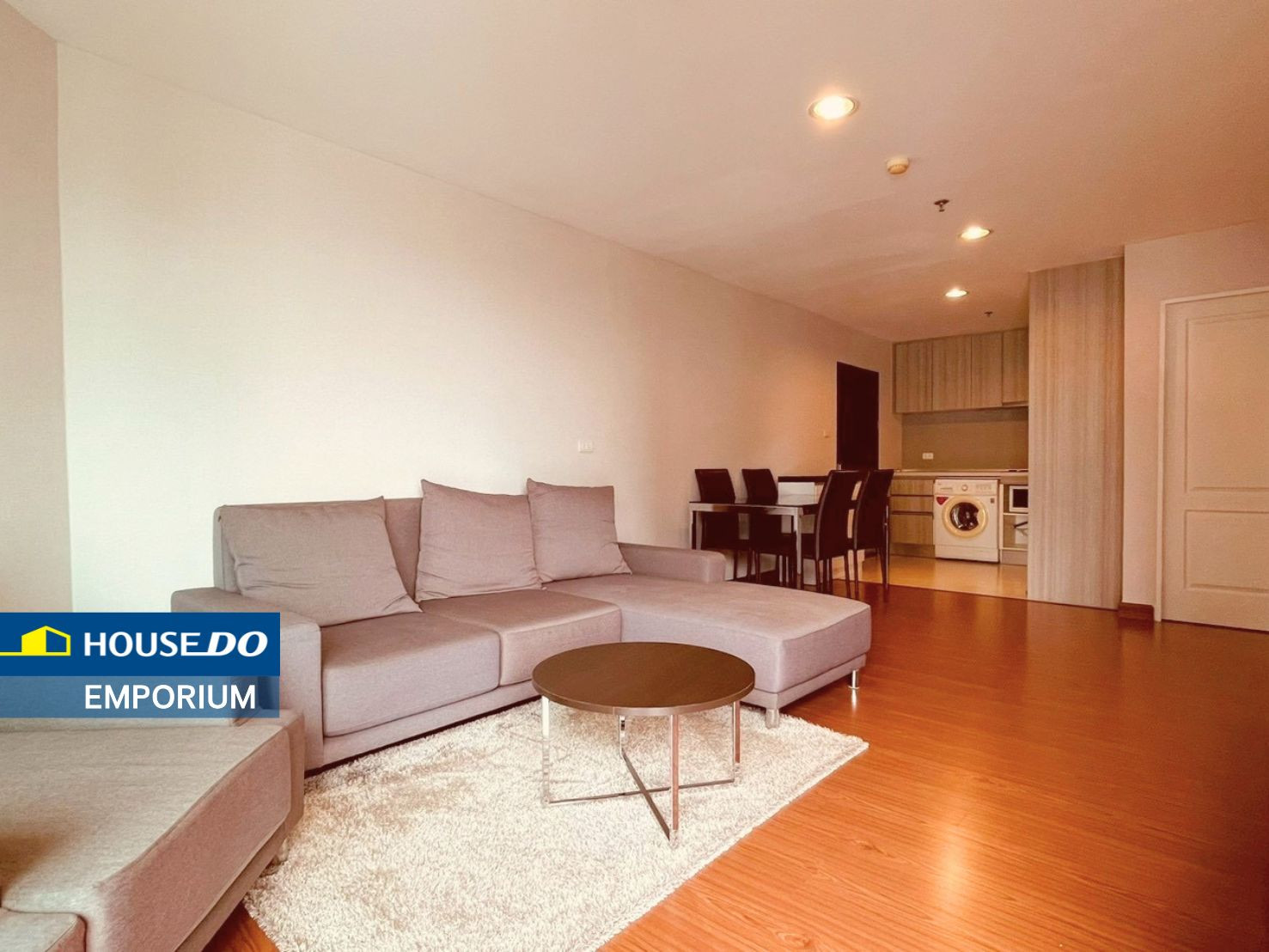 For Sale! 2-Bedroom Condominium at Belle Grand Rama 9 - near MRT Rama 9 Station For Sale! 2-Bedroom Condominium at Belle Grand Rama 9 - near MRT Rama 9 Station