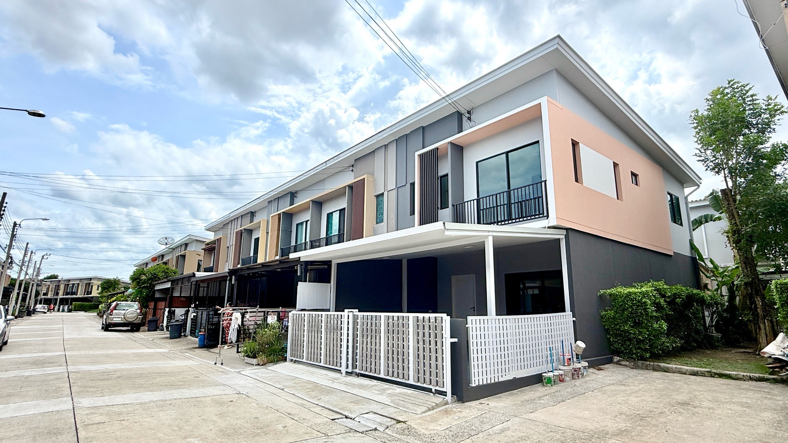ขายทาวน์โฮมใจกลางพัฒนาการ หลังมุม รีโนเวทใหม่ โครงการเดอะคอนเนคพัฒนาการ38 ทำเลดี เชื่อมถนนสุขุมวิท , อ่อนนุช , ศรีนครินทร์ใกล้ Airport Link หัวหมาก, BTS อ่อนนุช – รูปที่ 2